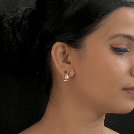 J Pearls Eva Pearl Earrings