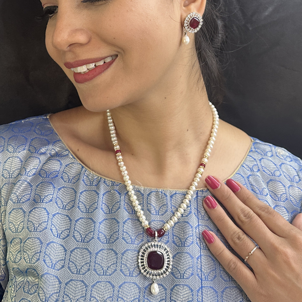 J Pearls Starlit Splendor Pearl Necklace Set J Pearls