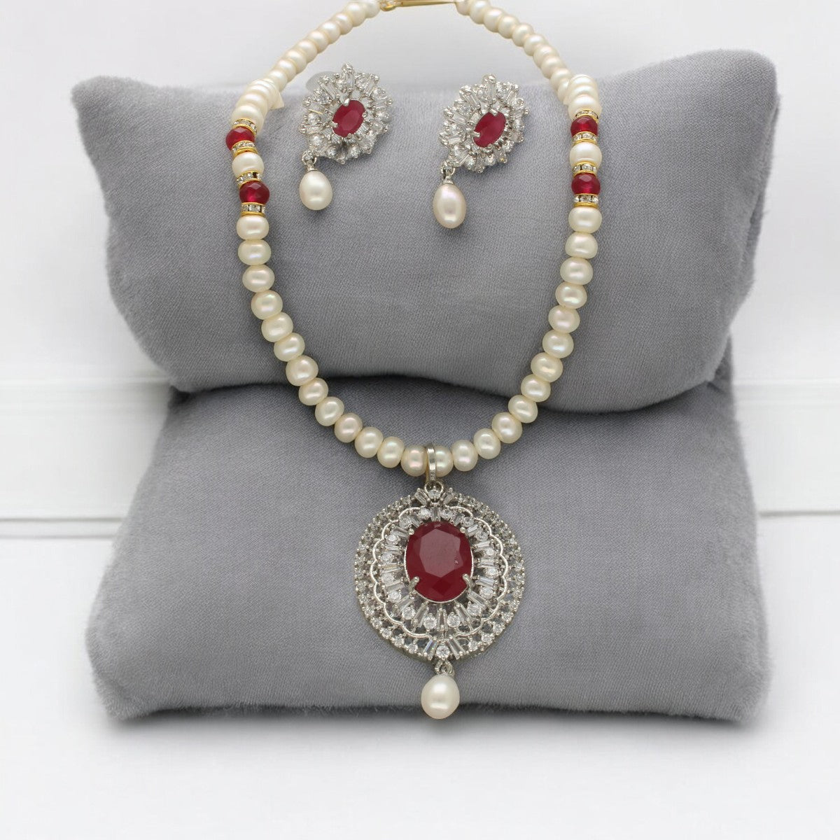 J Pearls Darsh Pearl Necklace Set J Pearls