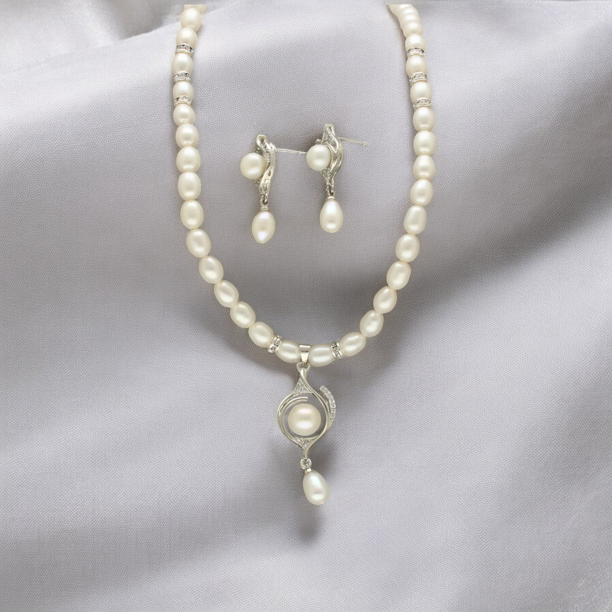 J Pearls Haima Pearl Necklace Set J Pearls