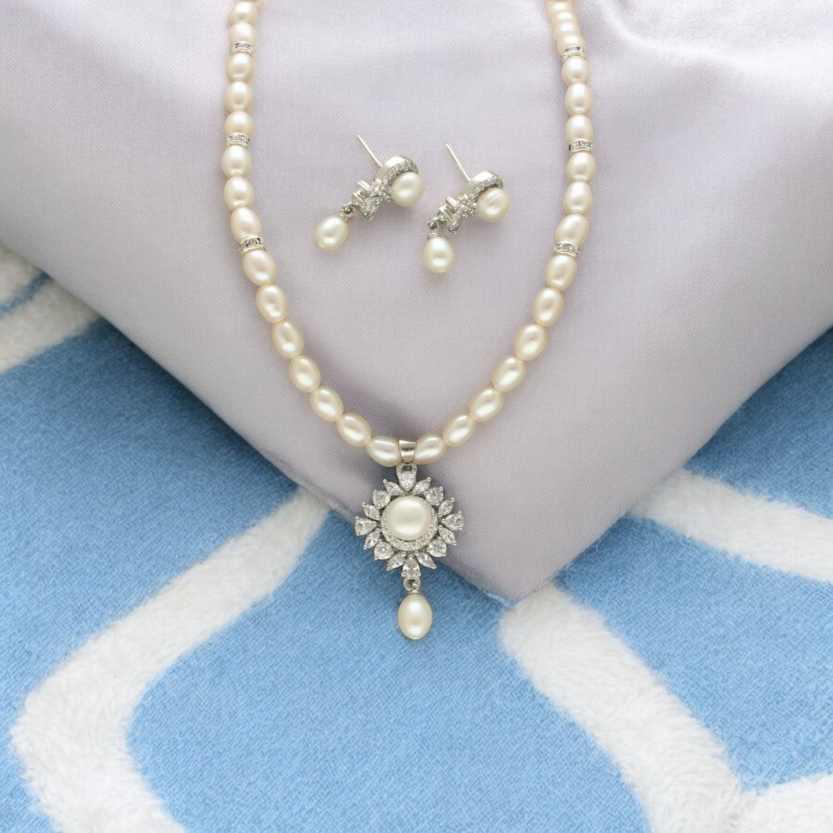 J Pearls Regalia of Radiance Pearl Necklace Set J Pearls