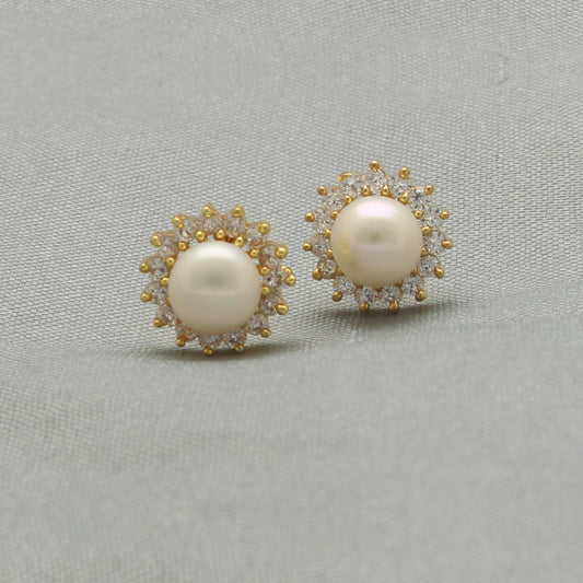 J Pearls Albira Pearl Earrings