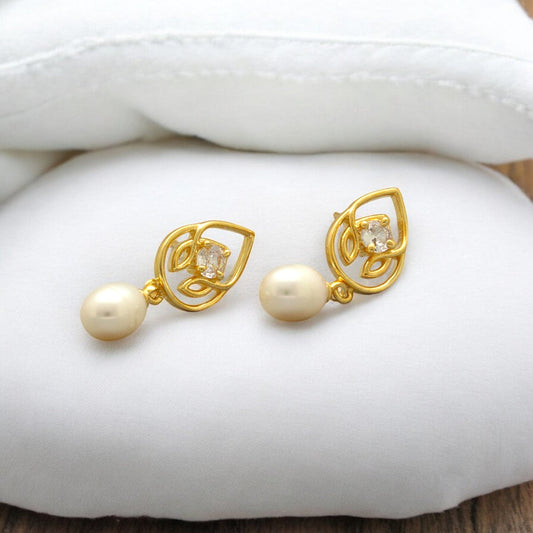 J Pearls Jori Pearl Earrings