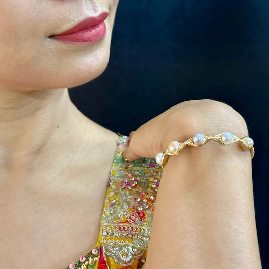 J Pearls Vyom Pearl Bracelet