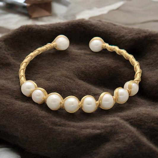 J Pearls Wrika Pearl Bracelet