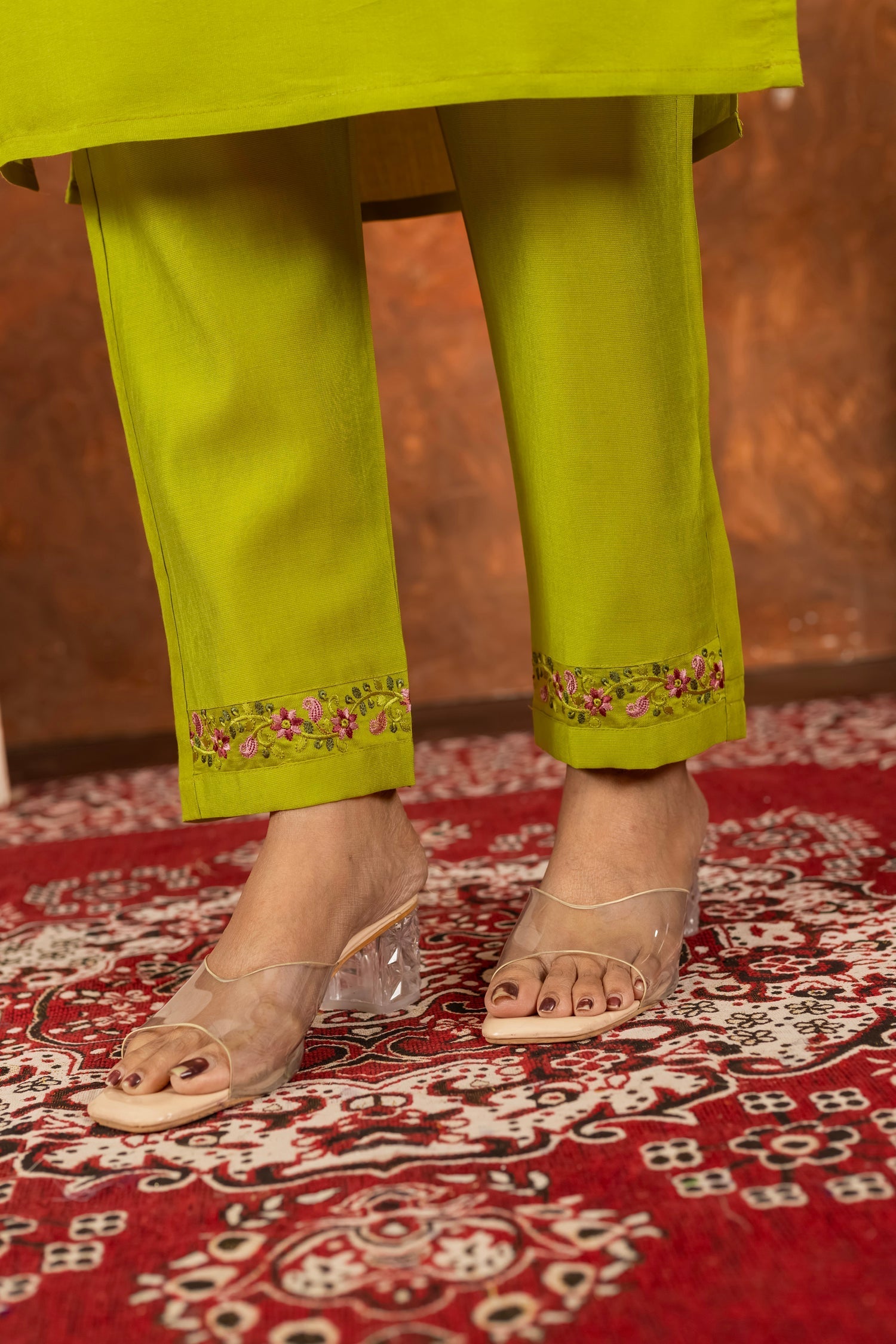 Lorenvalley Fashion Parrotgreen Marina Silk Multi Embroidery Thread with Hand work Kurta Pant Dupatta 