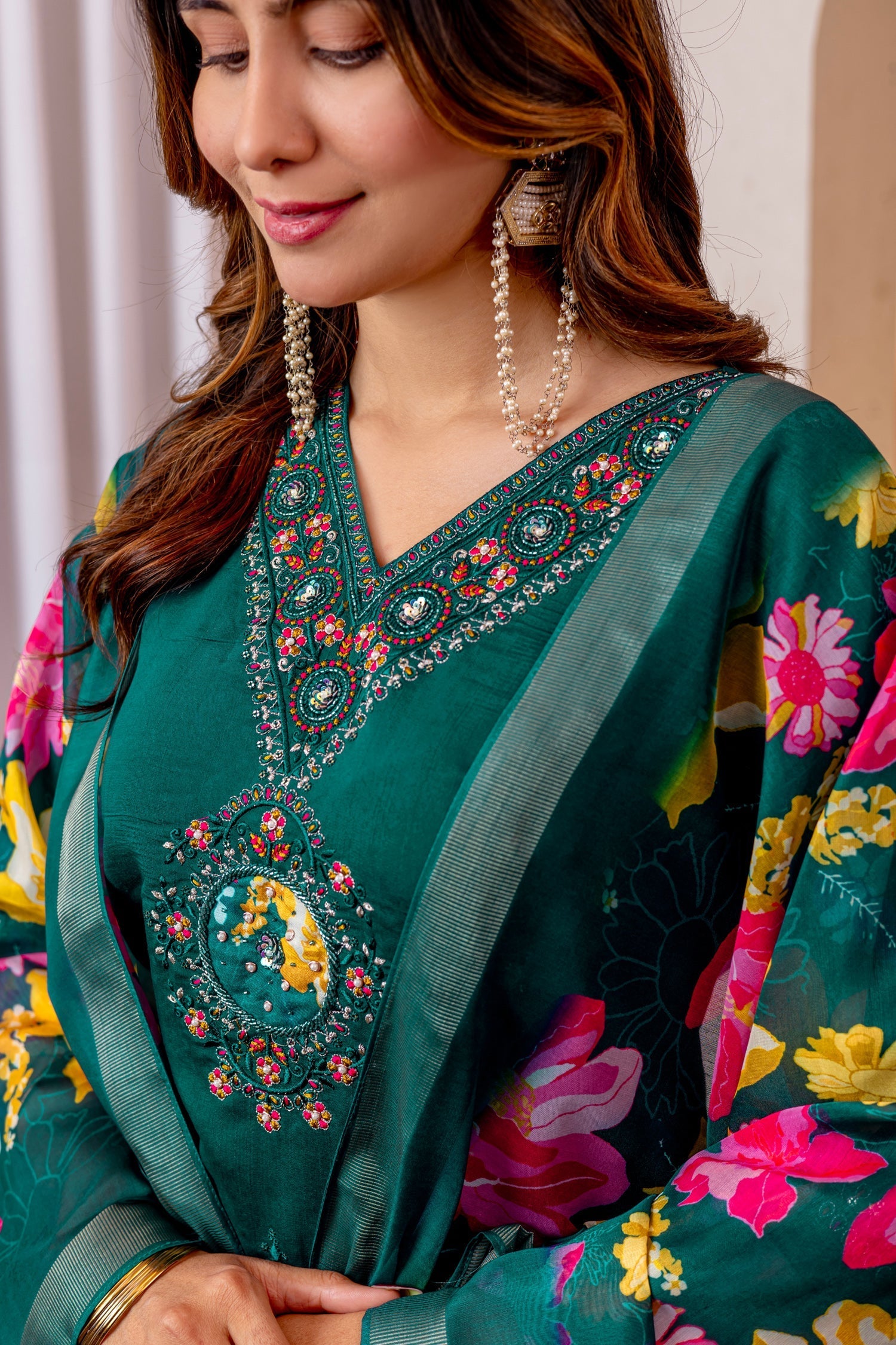 Lorenvalley Fashion Green Marina Viscose Silk Embroidery Thread With Hand Work Kurta Pant Dupatta 