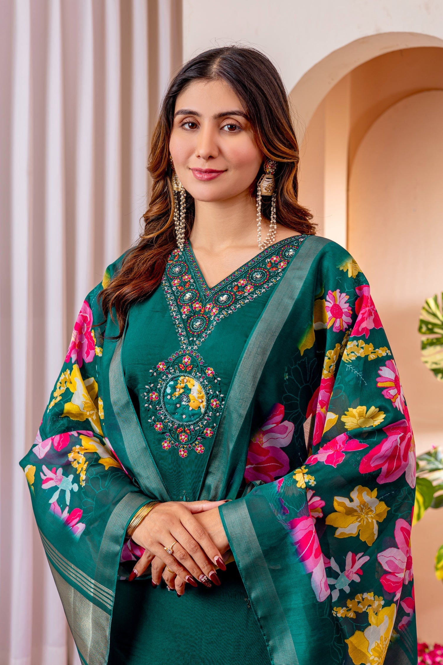 Lorenvalley Fashion Green Marina Viscose Silk Embroidery Thread With Hand Work Kurta Pant Dupatta 