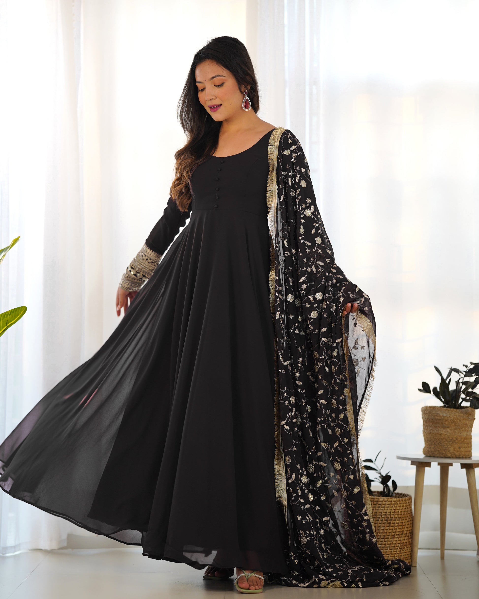 Lorenvalley Women Georgette Anarkali Gown Duppta Full Set With Pent Ready To Wear - Black 