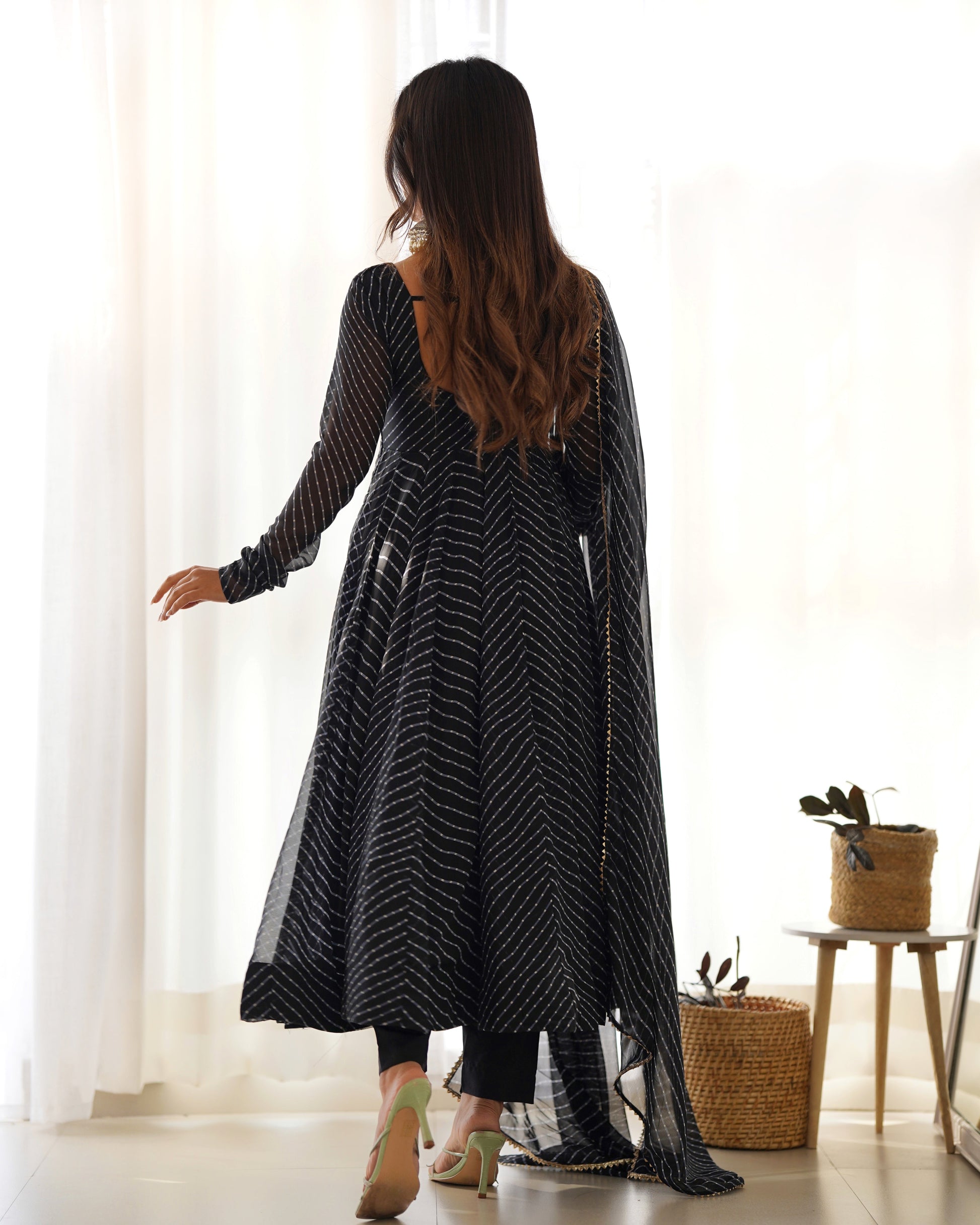 Lorenvalley Fashion Women Pure Soft Faux Georgette Laheriya Print Fully Flair Anarkali Kurta Pant With Dupatta Set - Black 