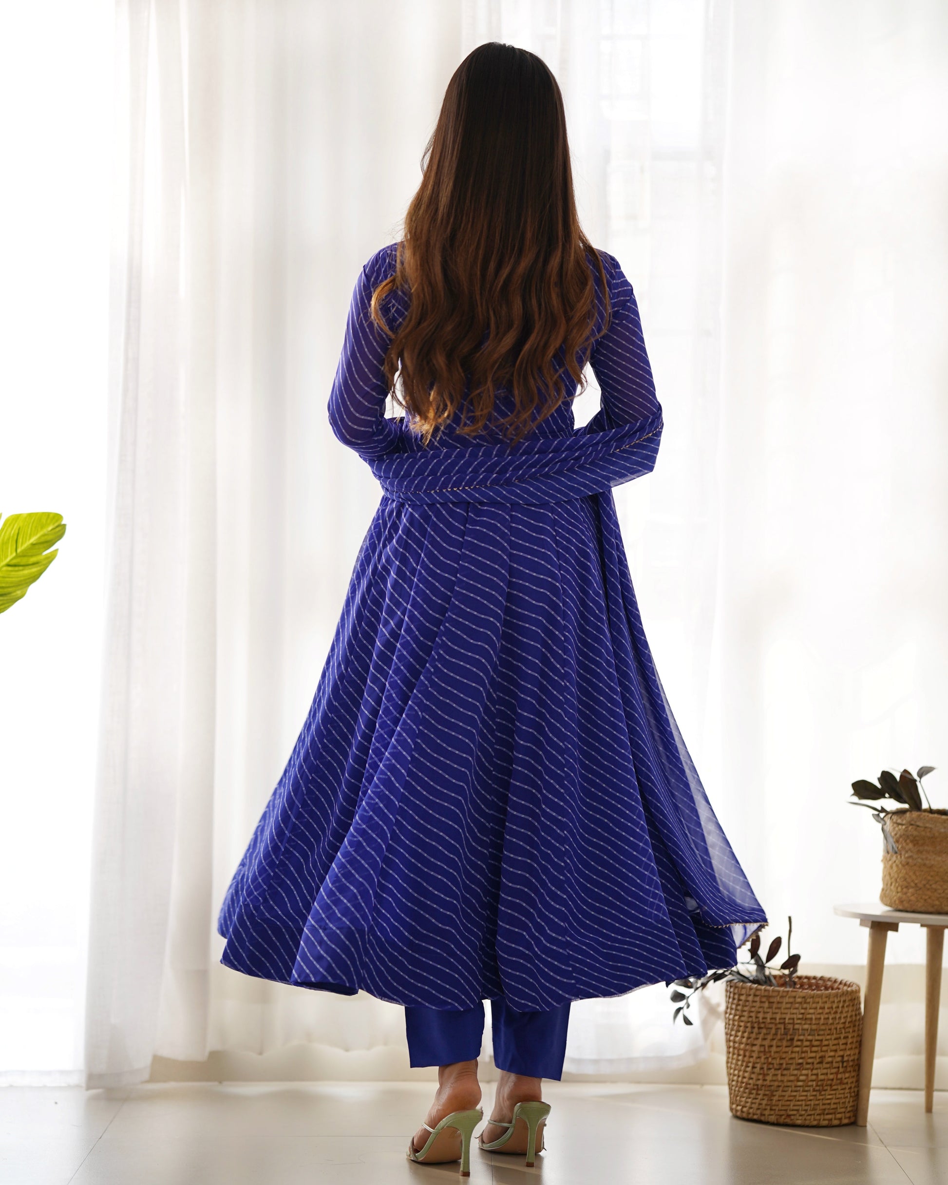 Lorenvalley Fashion Women Pure Soft Faux Georgette Laheriya Print Fully Flair Anarkali Kurta Pant With Dupatta Set - Blue 