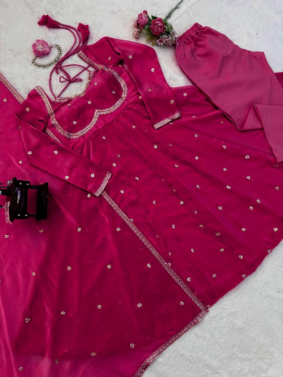Evanik Ranipink Fendy Silk With thread Sequence Work Anarkali Suit