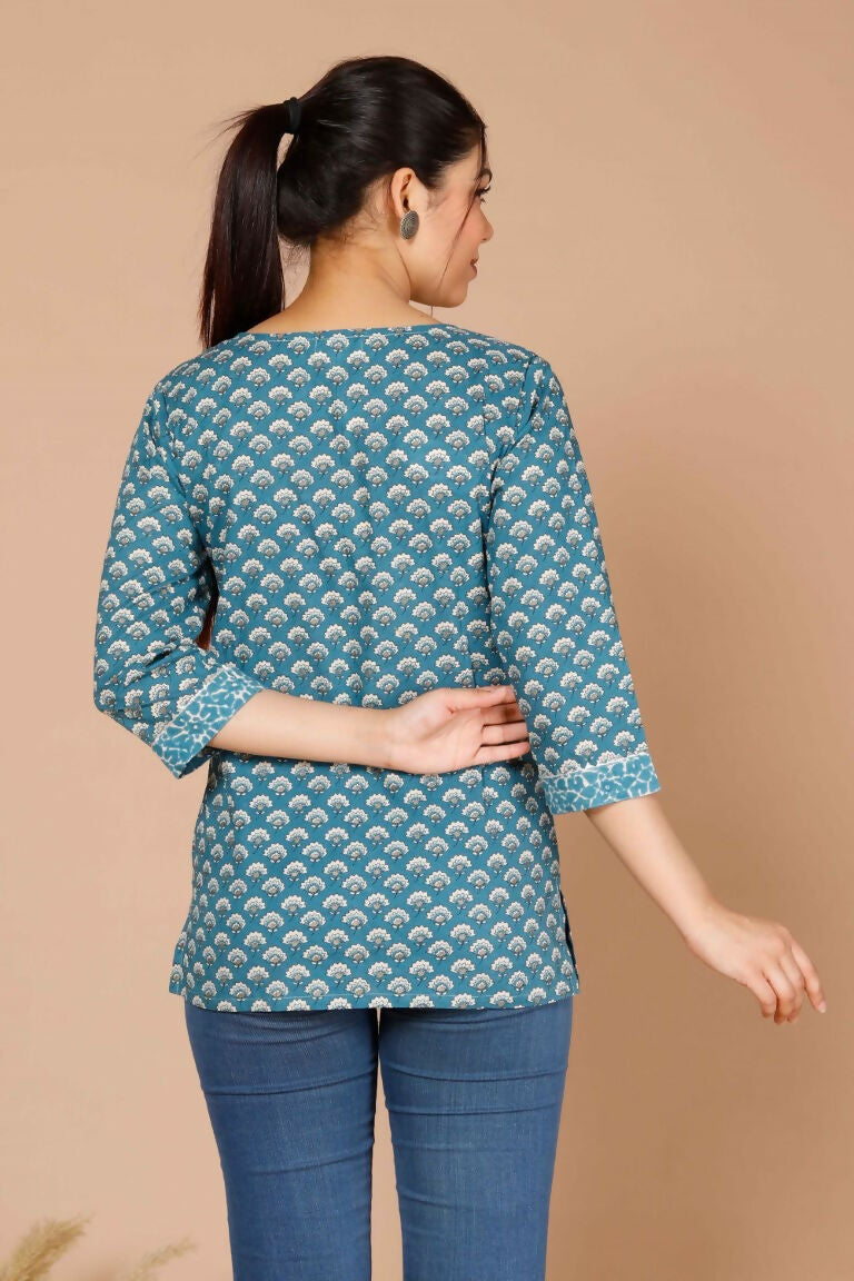 Miravan Women's Blue Floral Printed Pure Cotton Regular Kurti