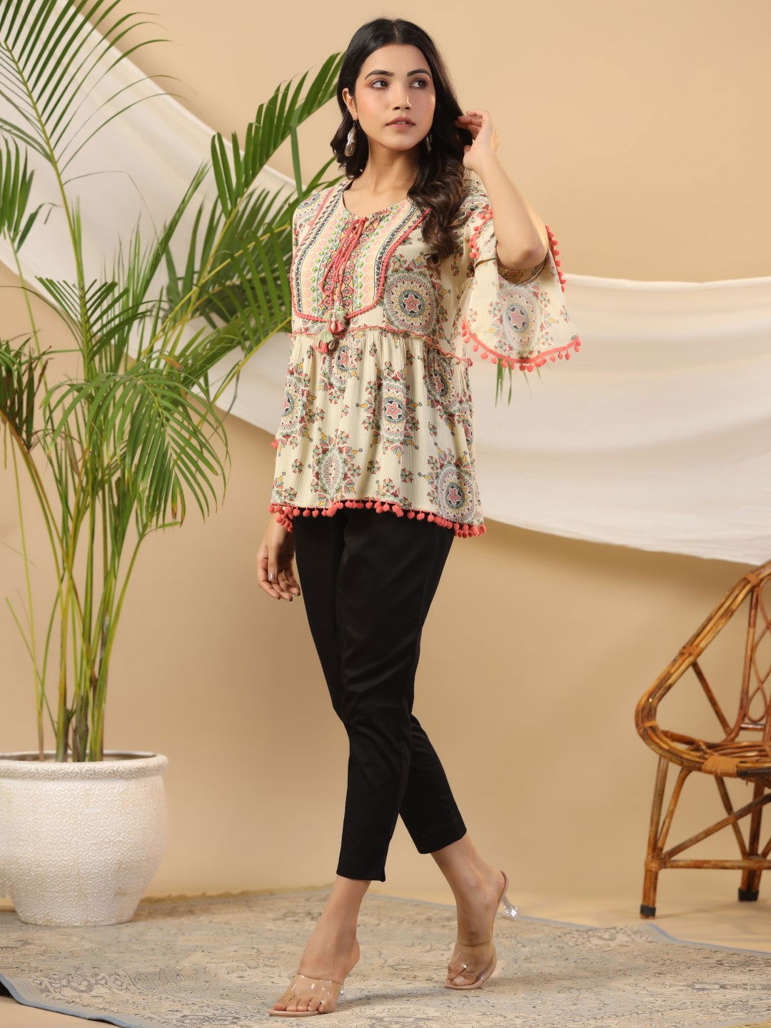 Juniper Women's Green Ethnic Motif Printed Rayon Crepe Tunic With Beads Work
