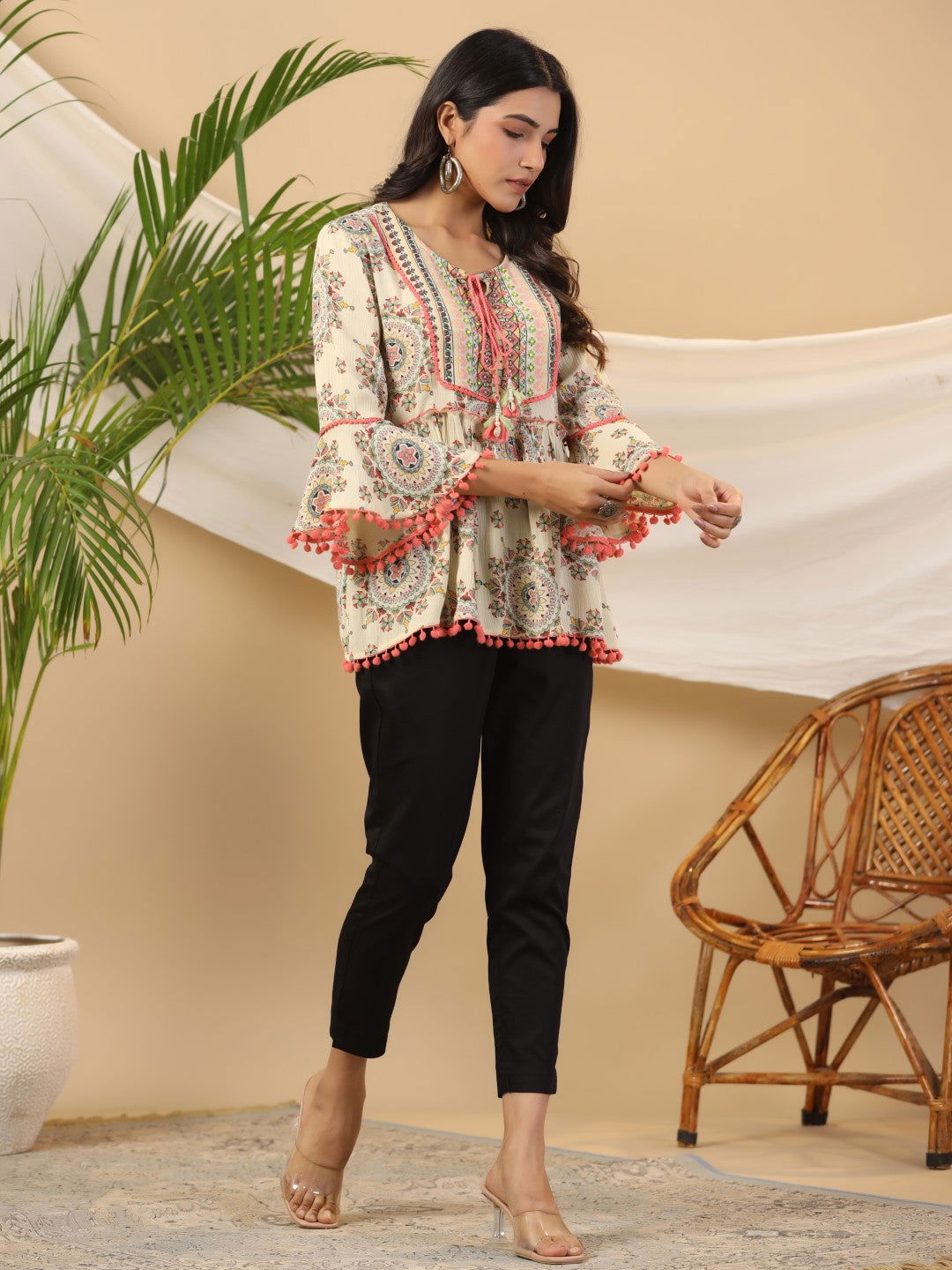 Juniper Women's Green Ethnic Motif Printed Rayon Crepe Tunic With Beads Work