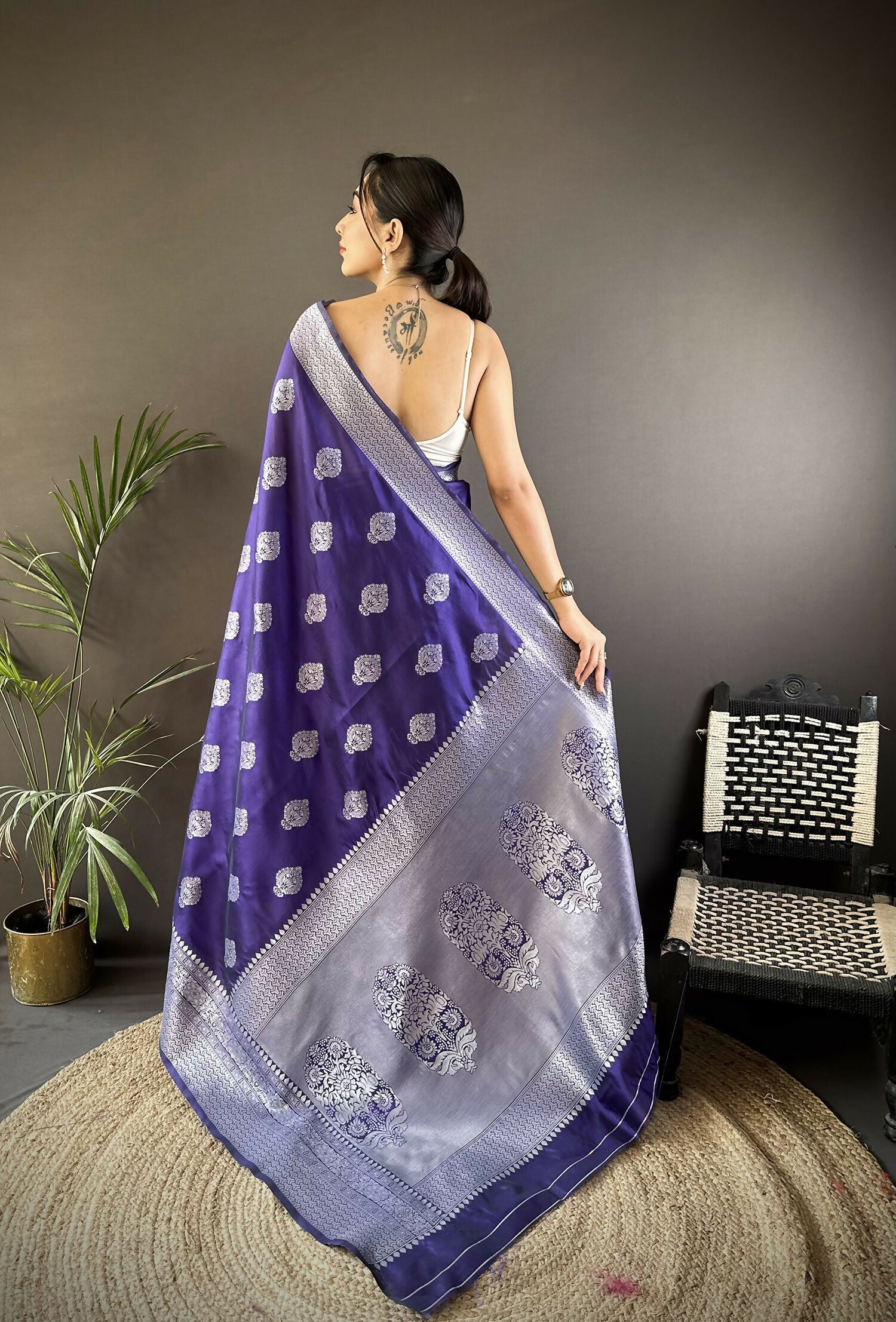 Joban Fashion Royal Blue Floral Motifs Soft Silk Banarasi Saree