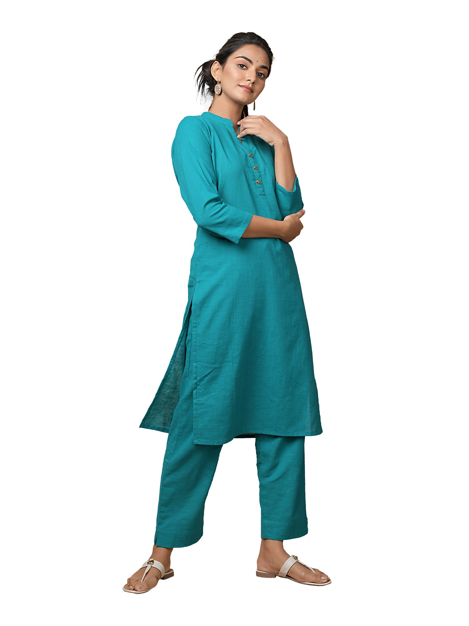 Kaajh Women's Green Solid Metal Embellishment Kurta