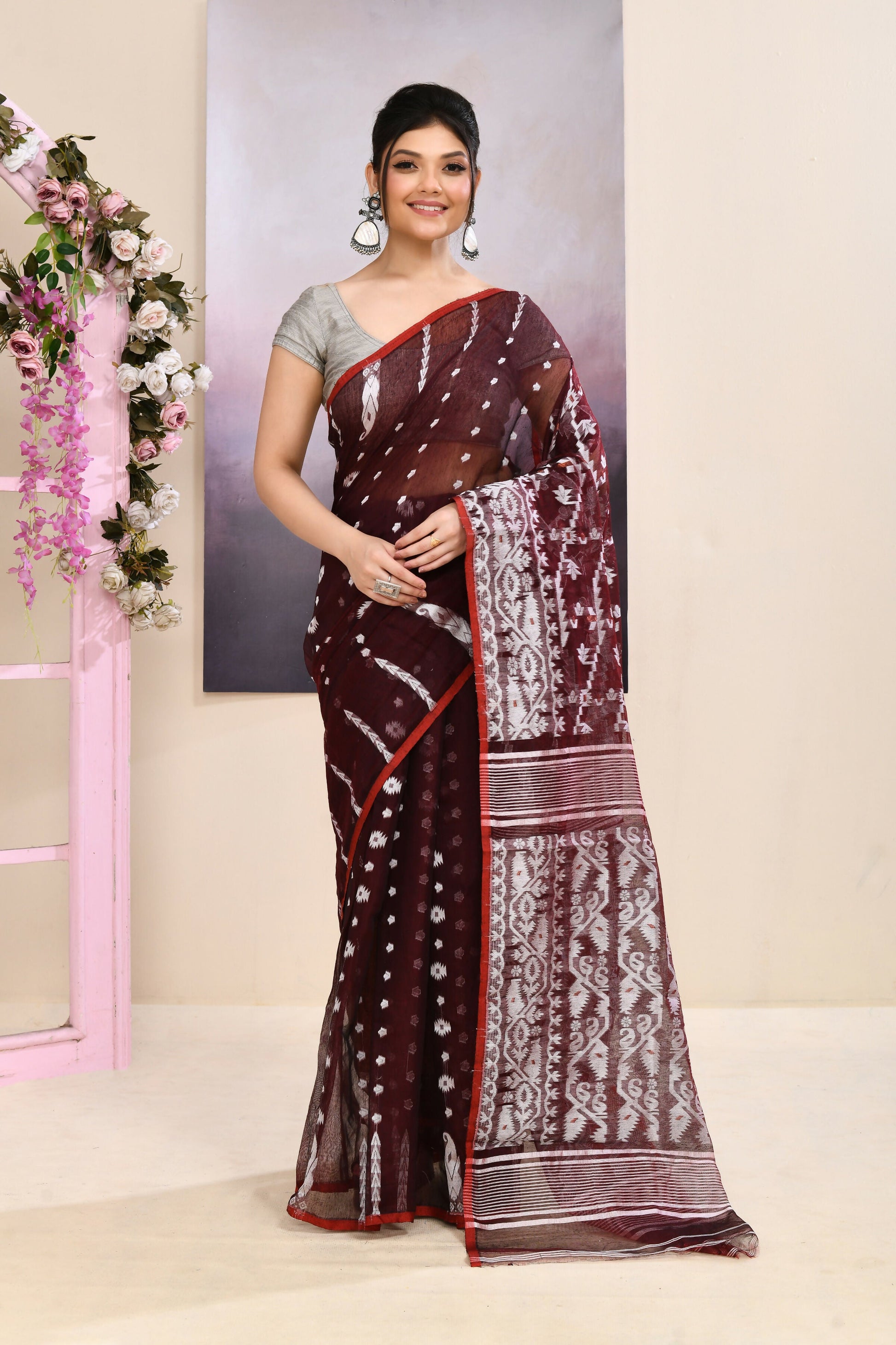 Piyari Fashion Women's Wine Embellished Cotton Blend Jamdani Saree