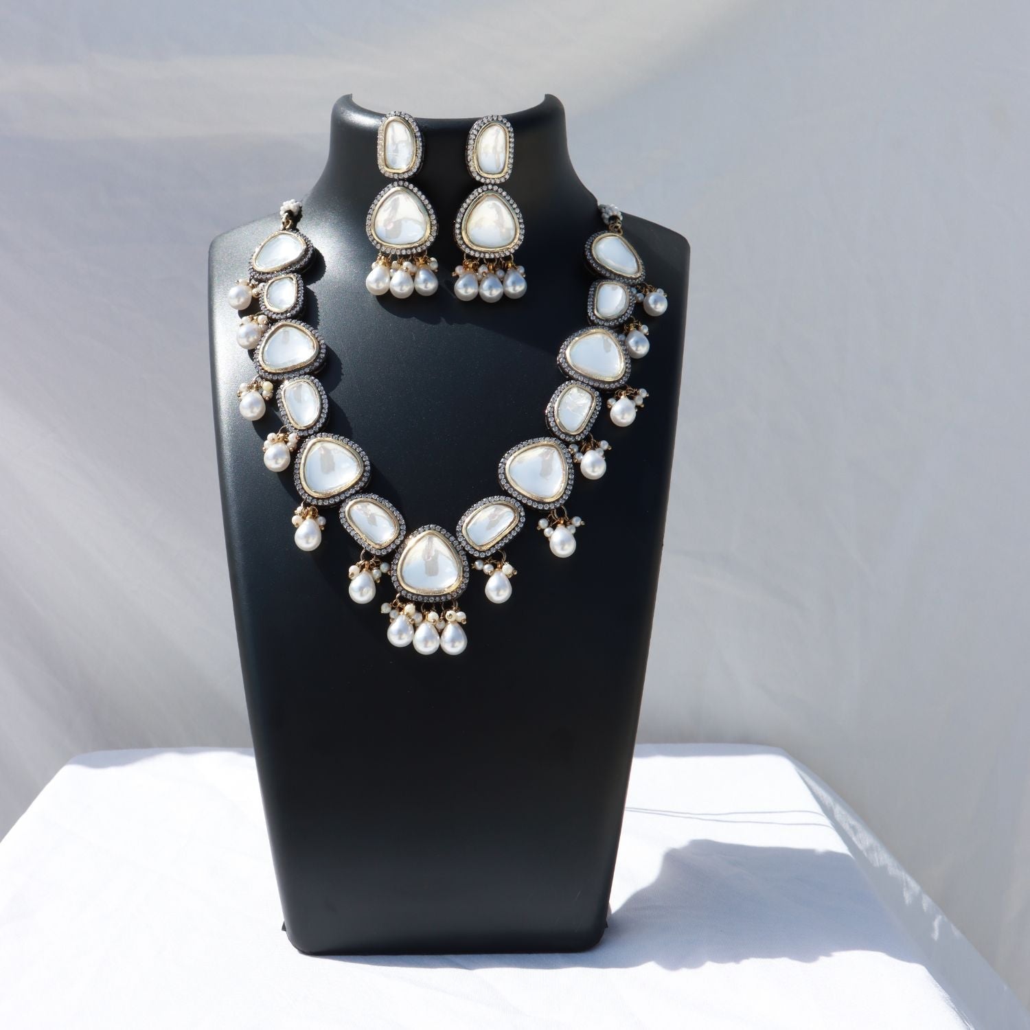 GUDIYA POLKI KUNDAN NECKPIECE - Wahe Jewels Noz2Toz