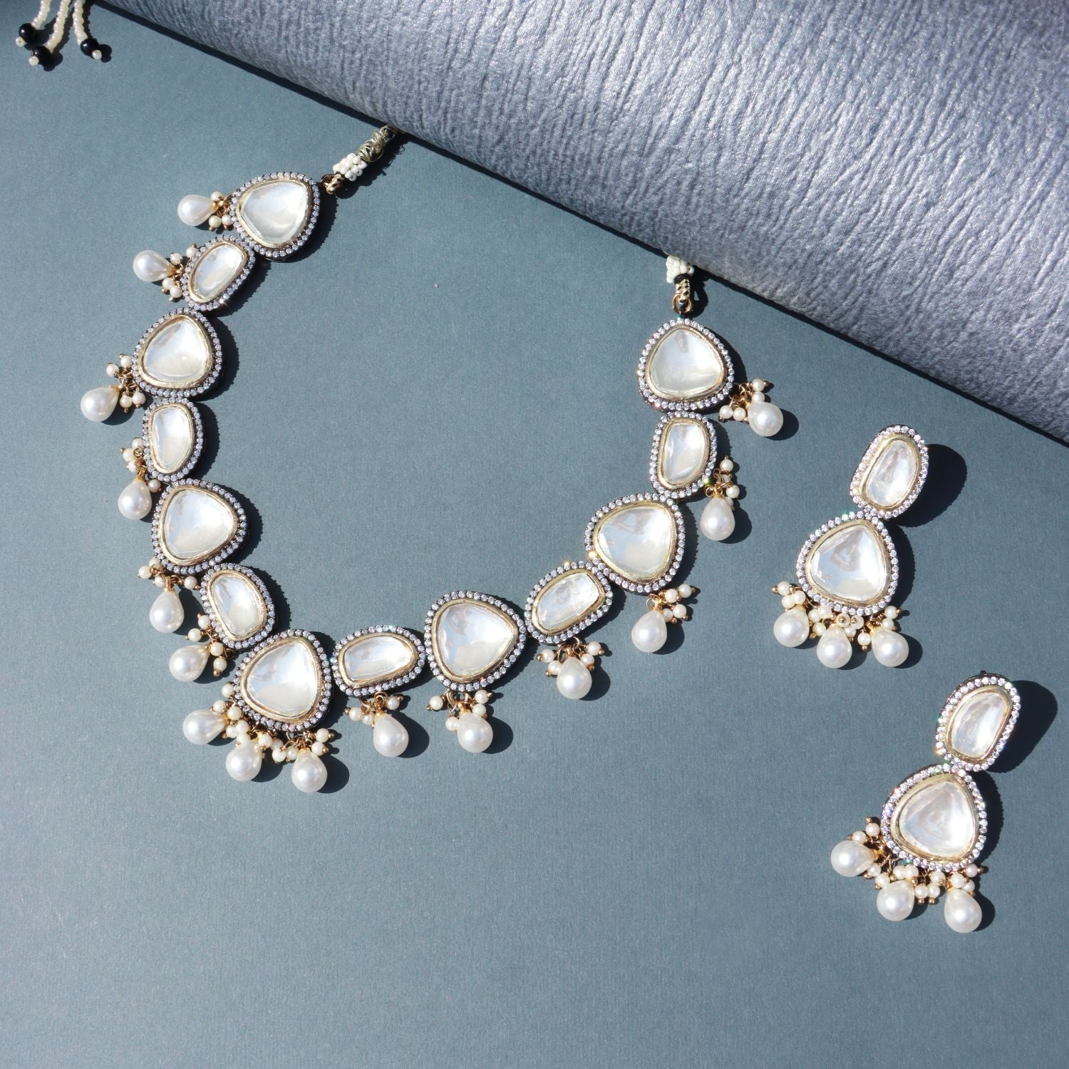 GUDIYA POLKI KUNDAN NECKPIECE - Wahe Jewels Noz2Toz