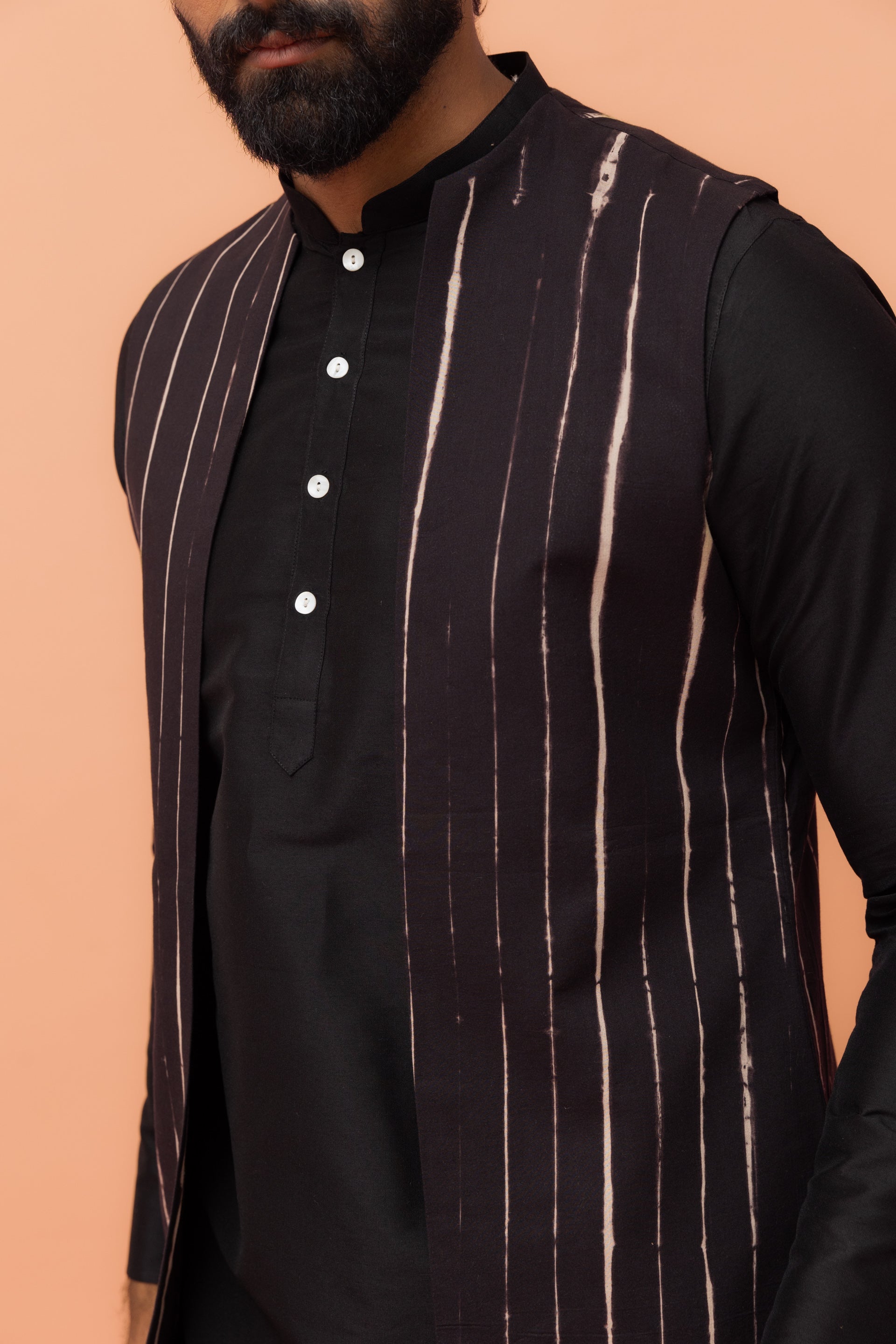 Kisah Men Black Printed Kurta Jacket Churidar Set with Tie & Dye 