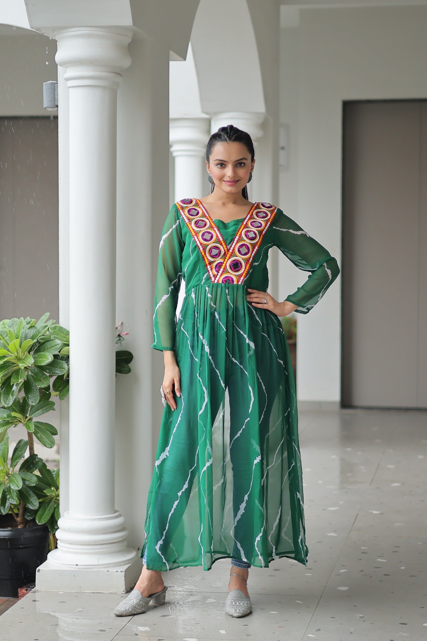 Prazu Fashion Green Georgette Leheriya Printed With Kutchi Patchework Navaratri Gown