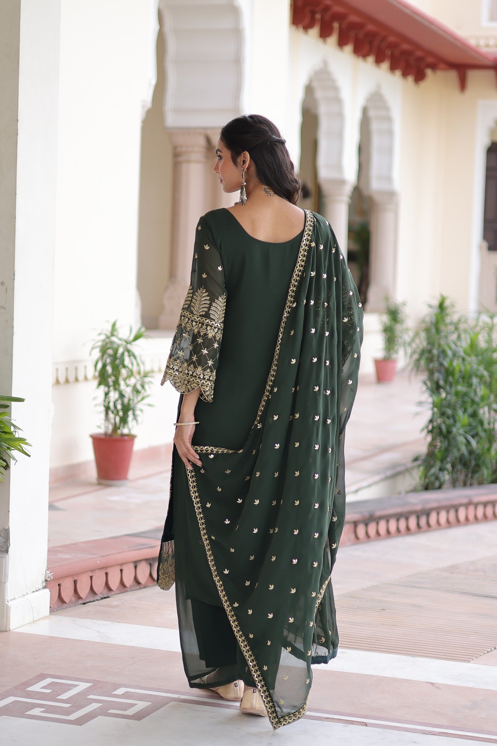 Prazu Fashion Dark Green Georgette Embroidered Designer Salwar Suit