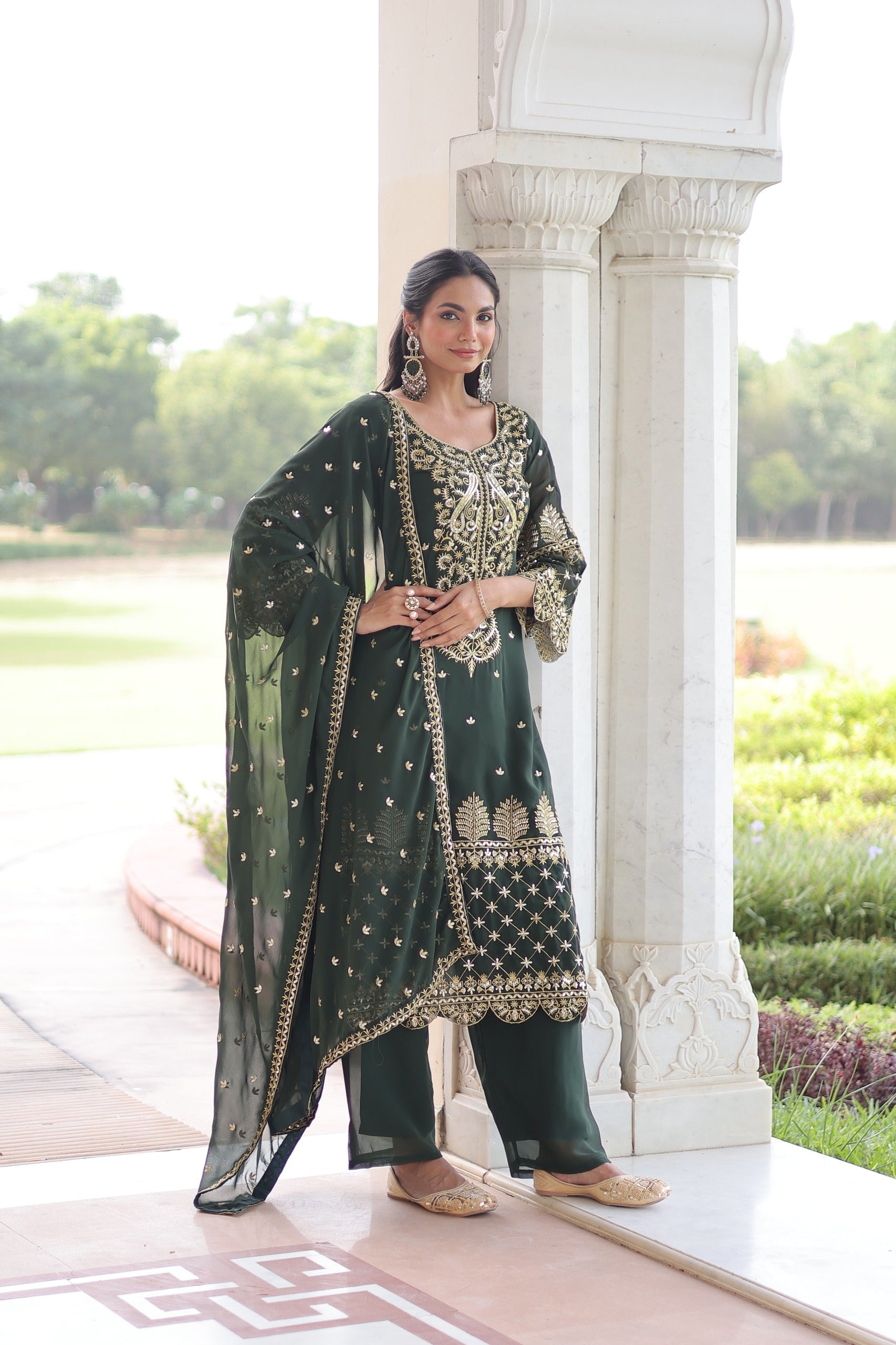 Prazu Fashion Dark Green Georgette Embroidered Designer Salwar Suit