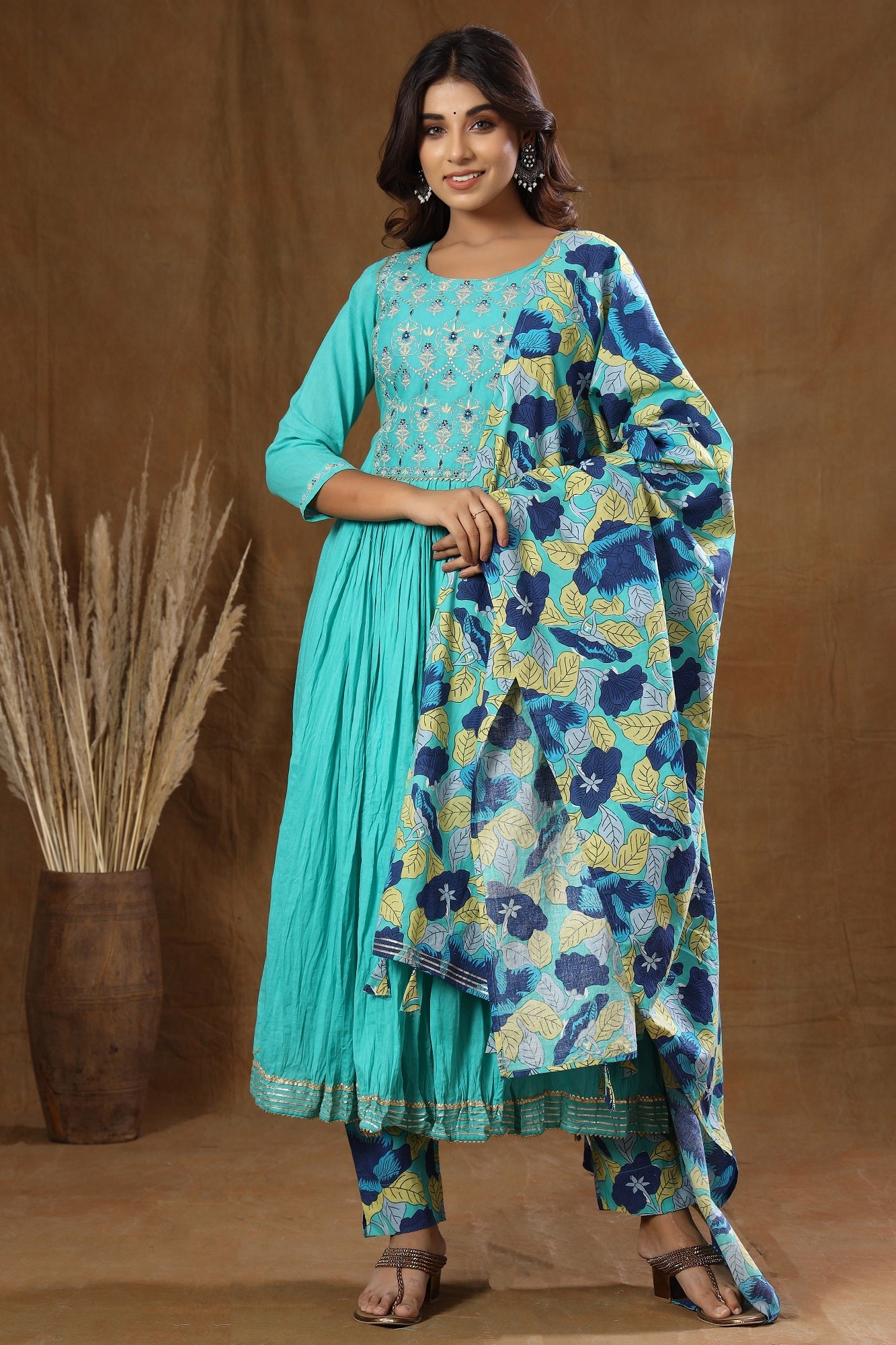 Kaajh Women's Turquoise Floral Print Anarkali Suit Set