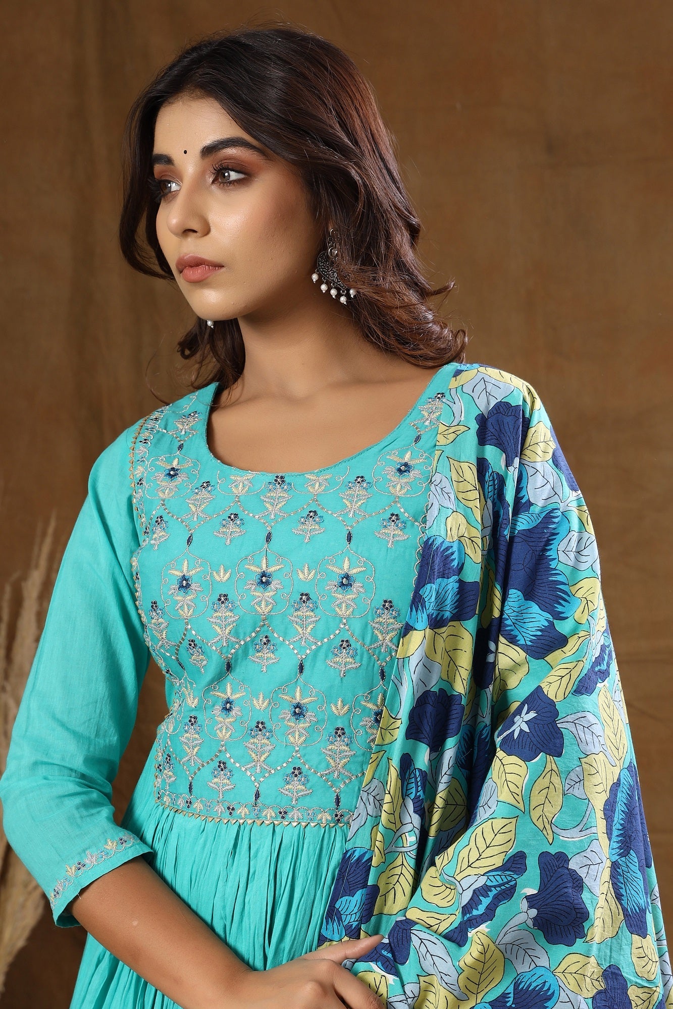 Kaajh Women's Turquoise Floral Print Anarkali Suit Set