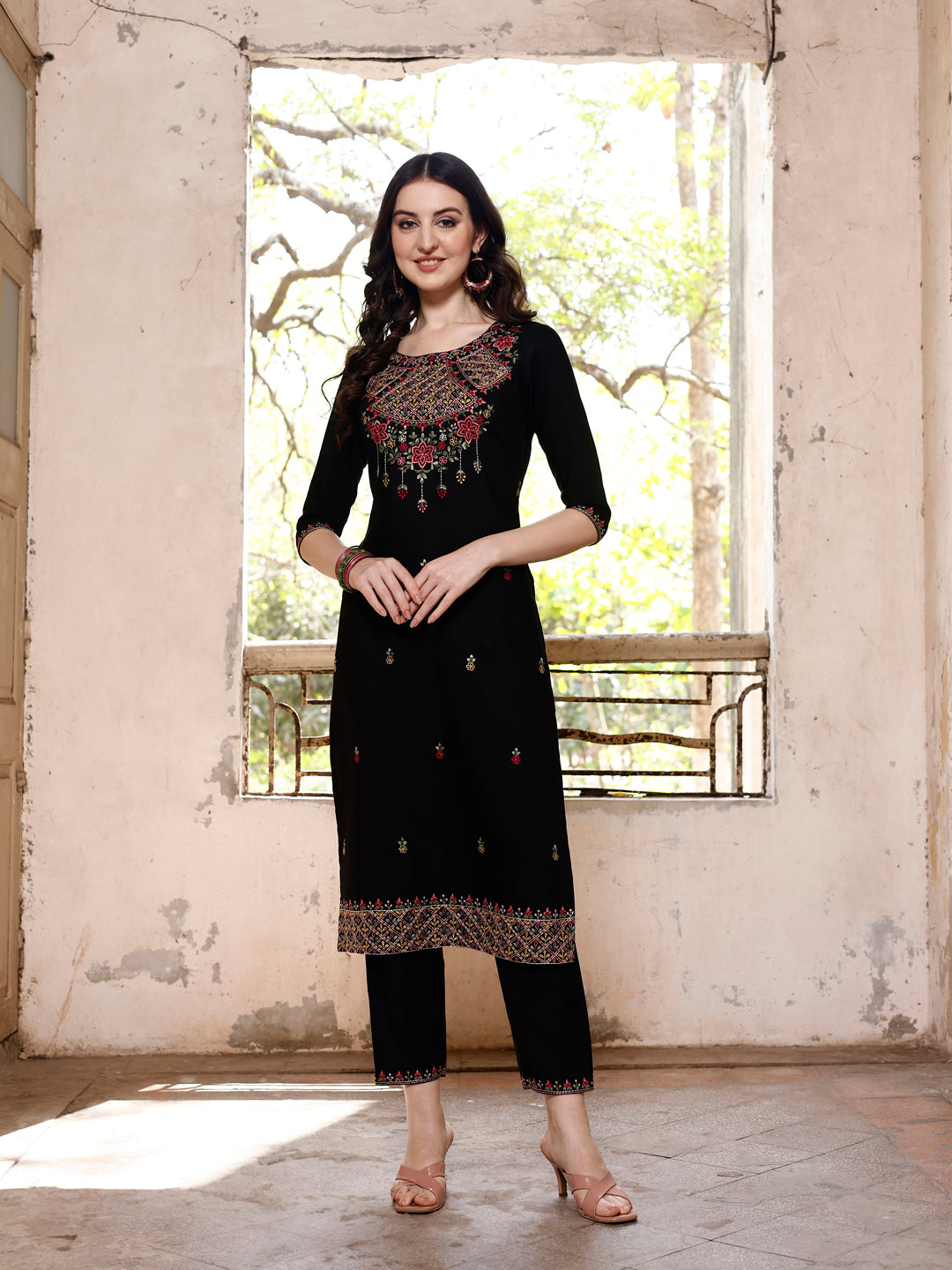Embroidered Kurta With Pant & Organza Embroidered Dupatta Premium, Multicolor - Hiral Fashion