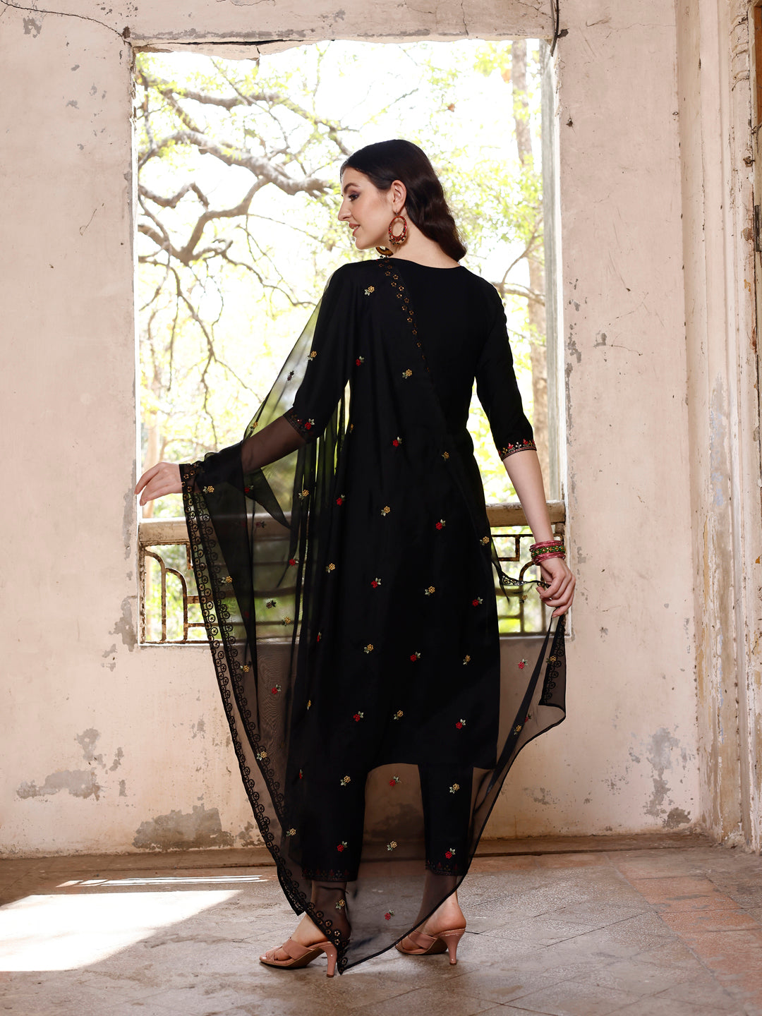 Embroidered Kurta With Pant & Organza Embroidered Dupatta Premium, Multicolor - Hiral Fashion