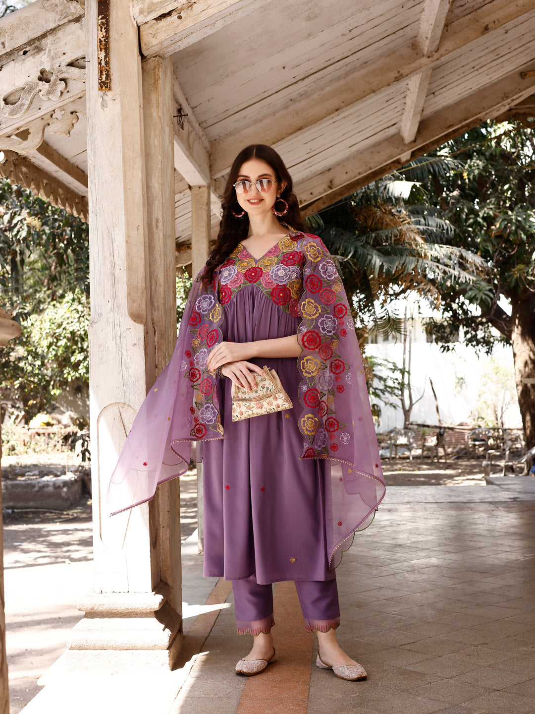 Alia Cut Hand Embroidered & Floral Embroidered Kurta With Pant & Organza Embroidered Dupatta Luxury Premium, Lavender - Hiral Fashion