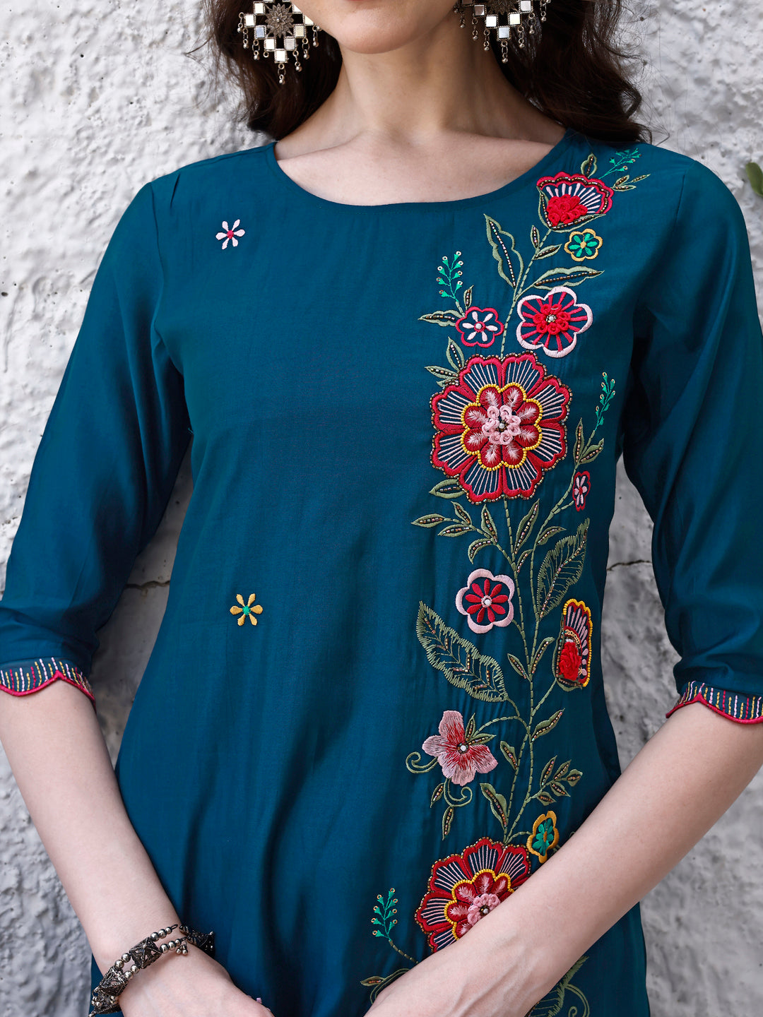 Hand Embroidered Kurta With Pant & Embroidered Organza Dupatta Luxury, Multicolor - Hiral Fashion