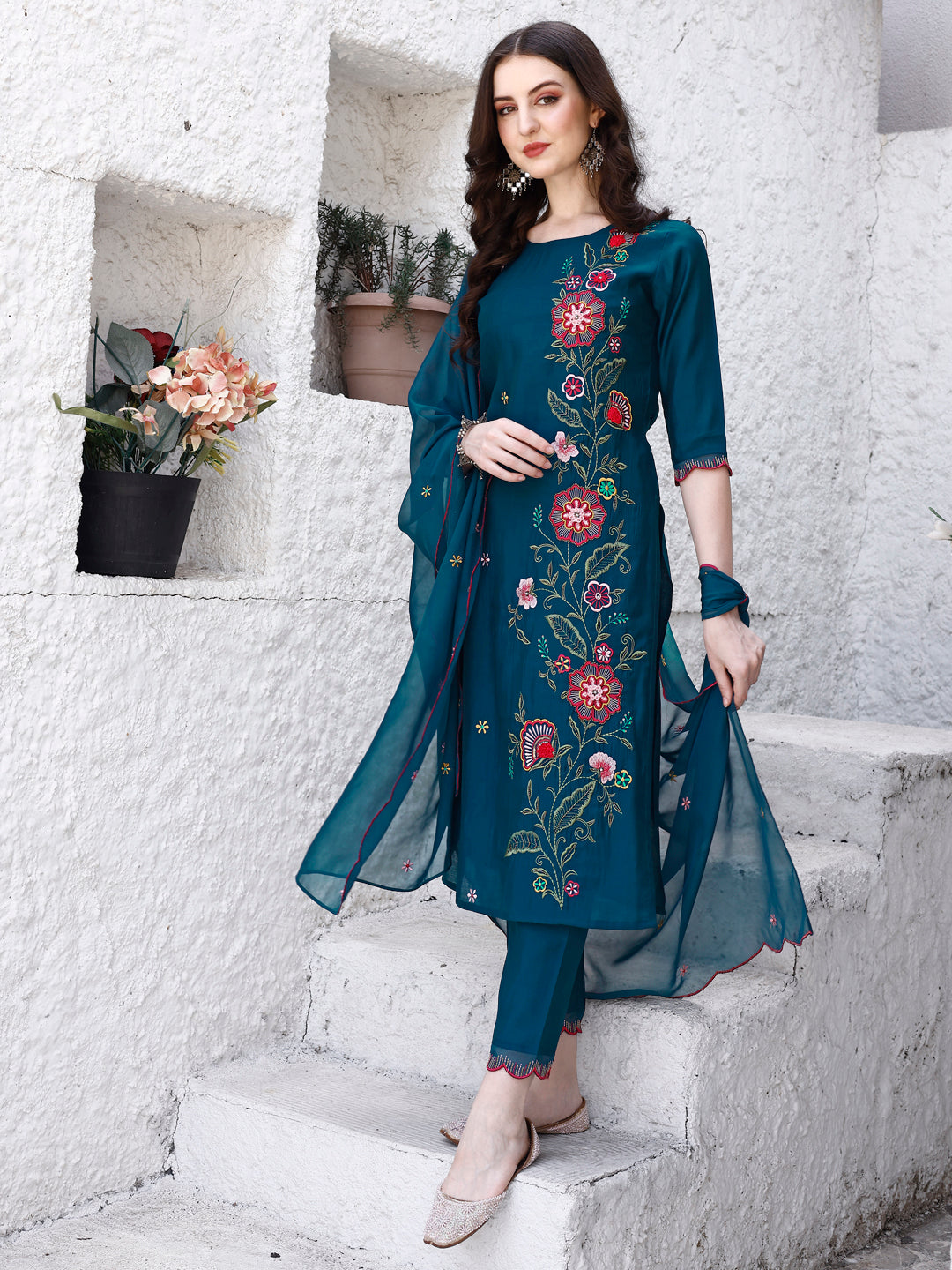 Hand Embroidered Kurta With Pant & Embroidered Organza Dupatta Luxury, Multicolor - Hiral Fashion