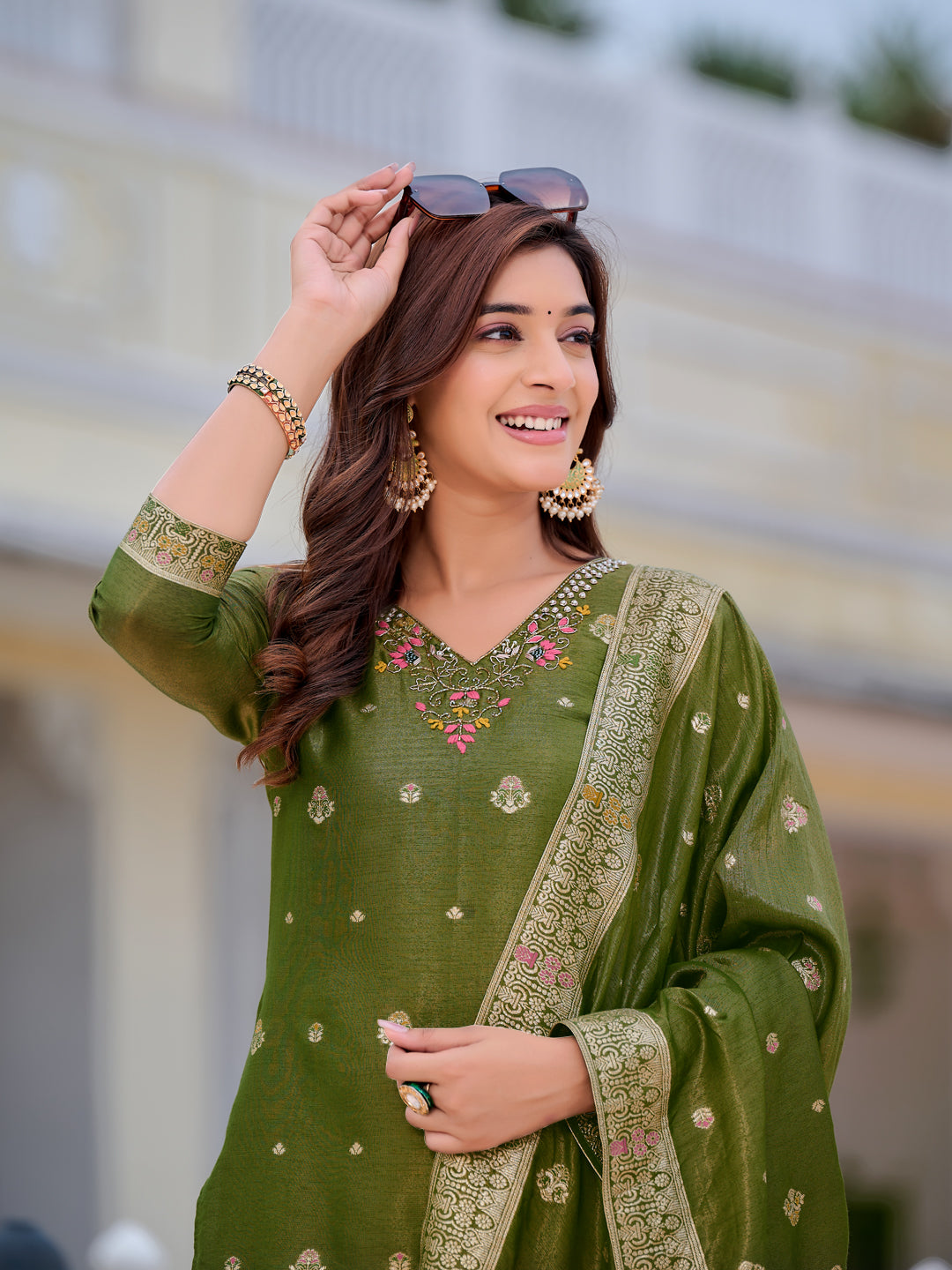 Pure Banarasi Jacquard Hand Embroidered Kurta With Pant & Banarasi Jacquard Dupatta, Green - Hiral Fashion