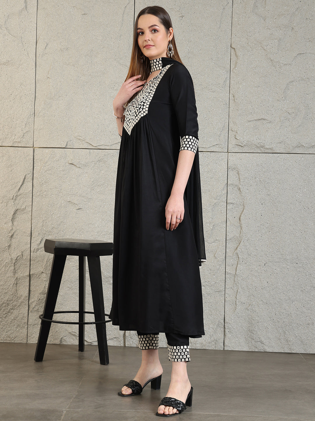Mirror Embroidered Kurta With Pant & Necklace Dupatta, Black - Hiral Fashion