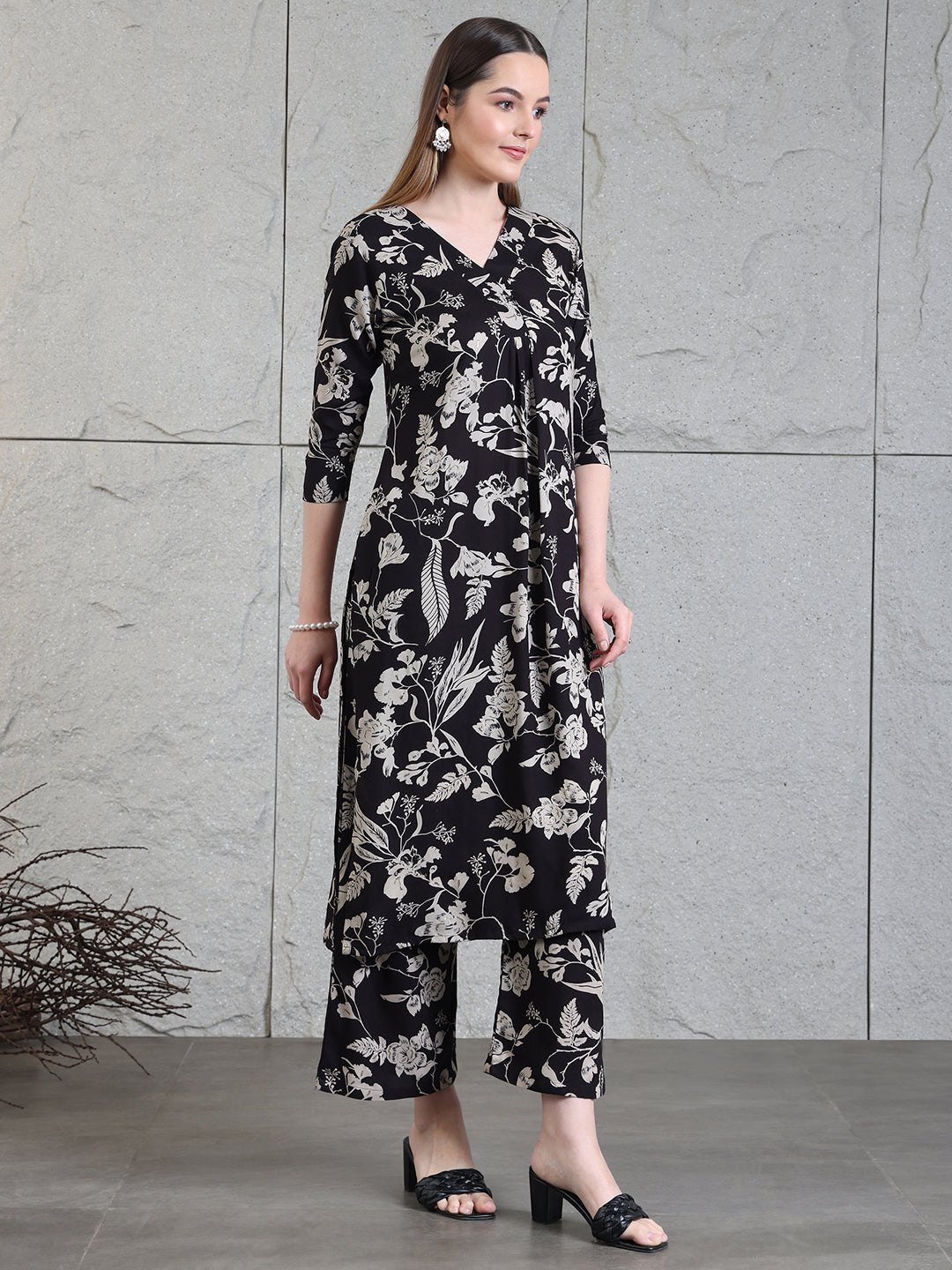 Botanical Printed Kurta With Palazzo Co-Ords Set, Black - Hiral Fashion