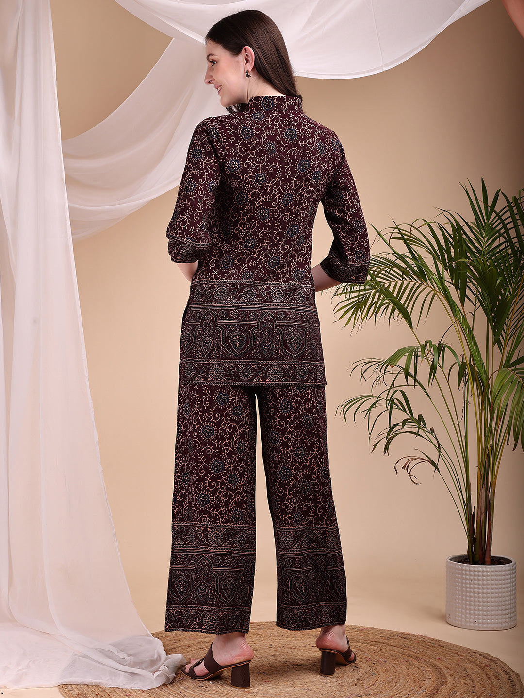 Intricate Floral And Paisley Motifs Co-Ords, Maroon - Hiral Fashion