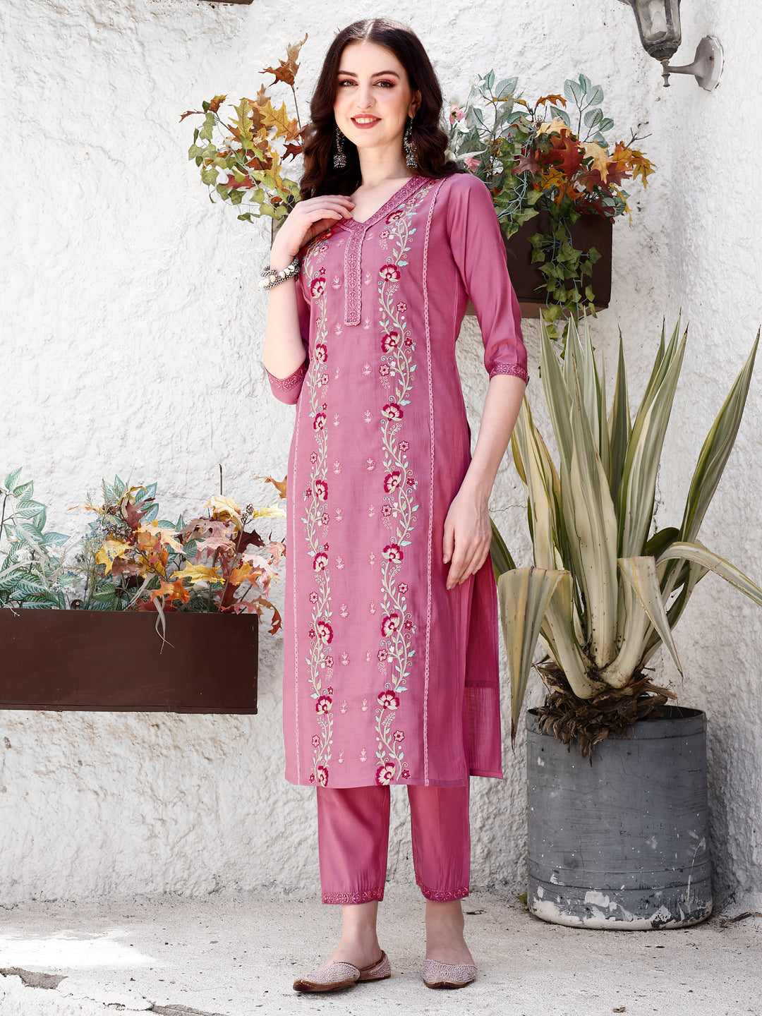 Embroidered Kurta With Pant & Organza Dupatta, Pink - Hiral Fashion