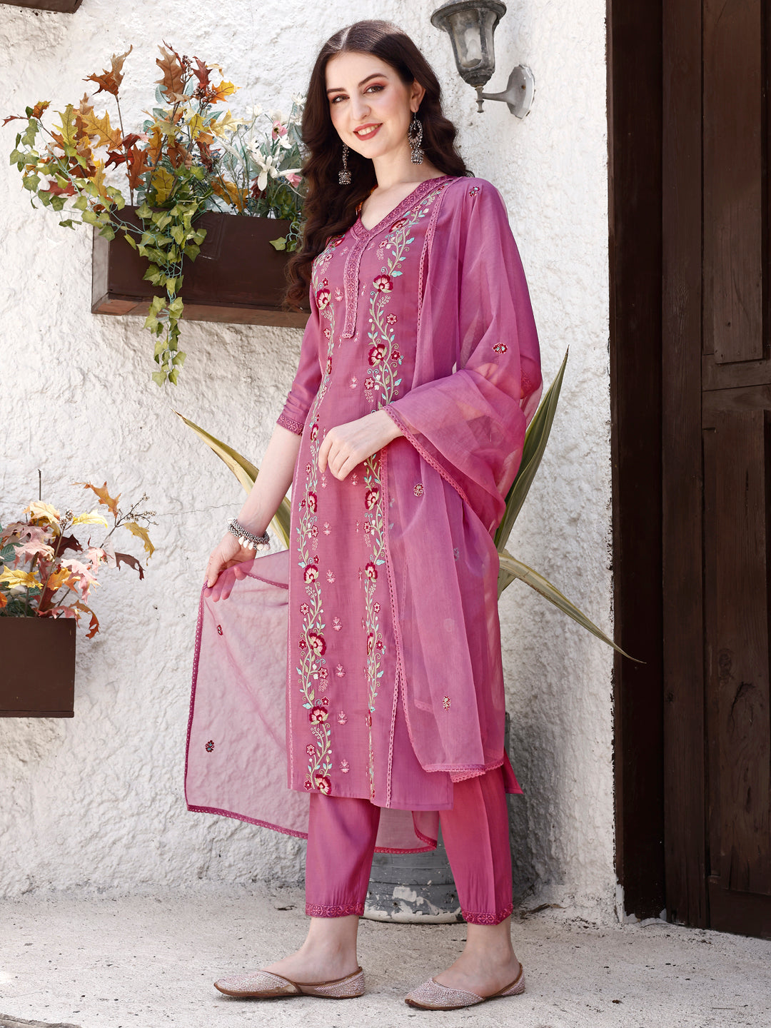 Embroidered Kurta With Pant & Organza Dupatta, Pink - Hiral Fashion