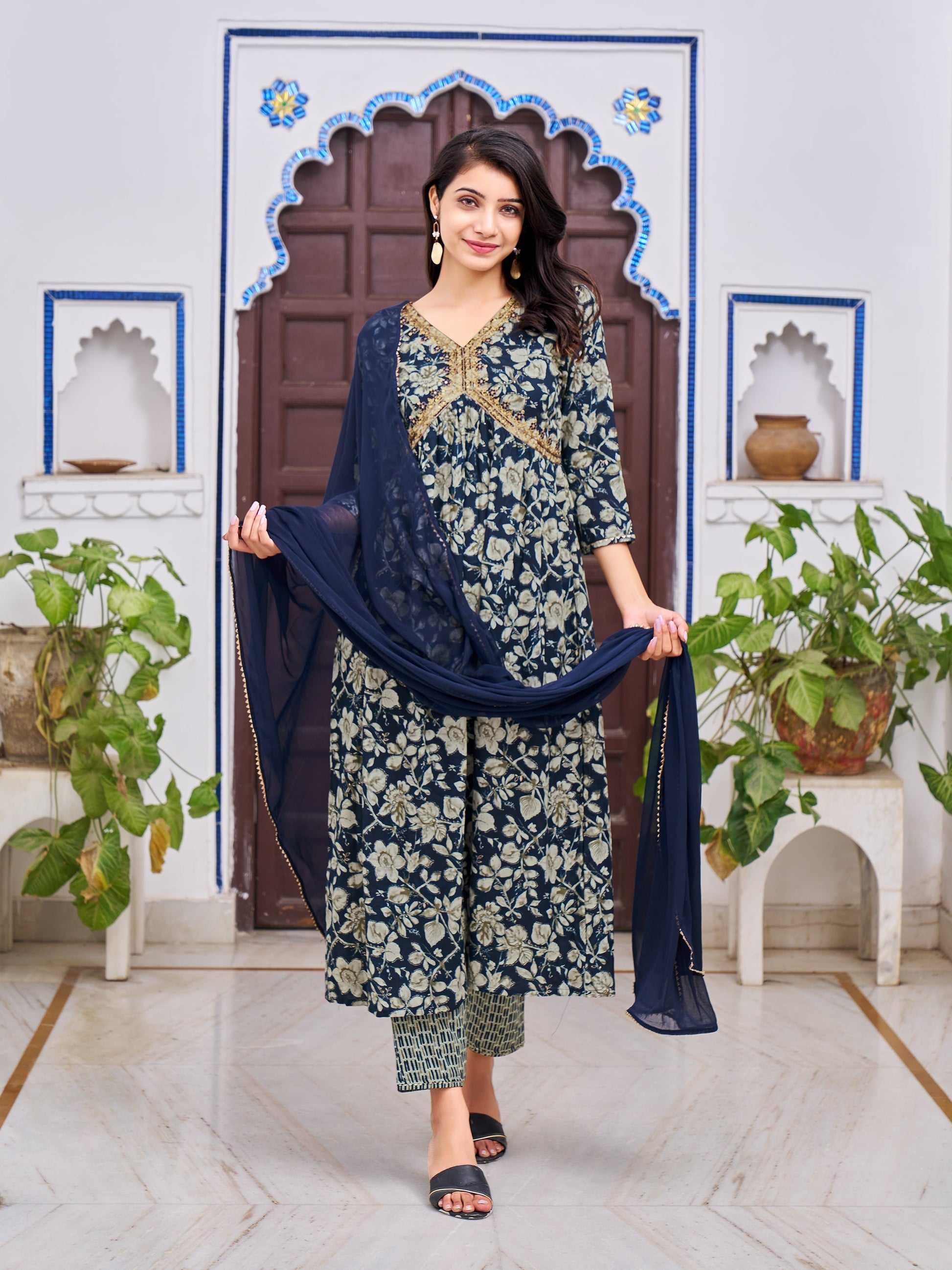Alia Cut Floral Embroidered Kurta With Pant & Dupatta, Multicolor - Hiral Fashion