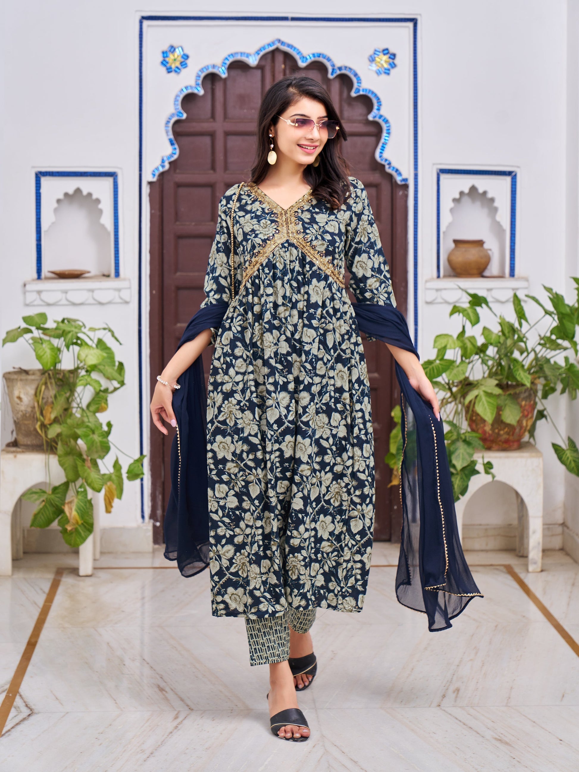 Alia Cut Floral Embroidered Kurta With Pant & Dupatta, Multicolor - Hiral Fashion
