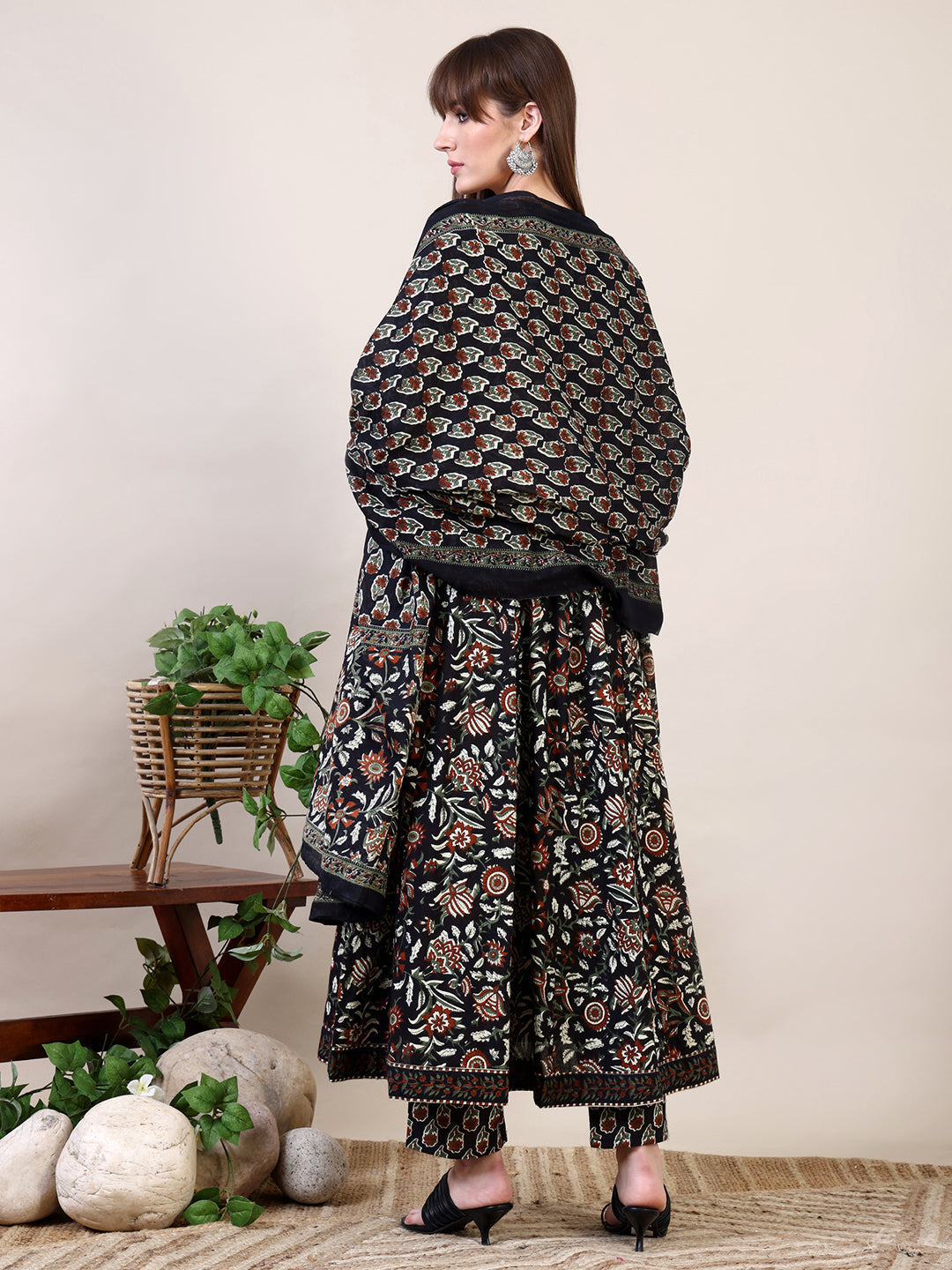 Floral Printed Flared Kurta With Pant & Dupatta, Black - Hiral Fashion