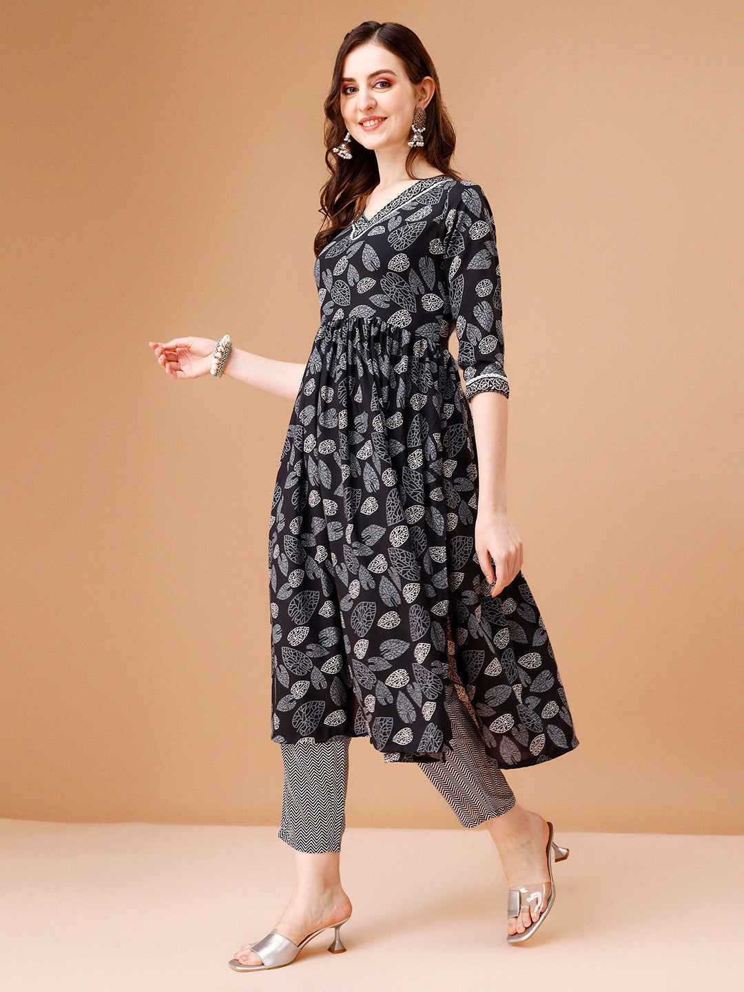 Leaf Printed Flared Kurta With Pant & Dupatta, Multicolor - Hiral Fashion