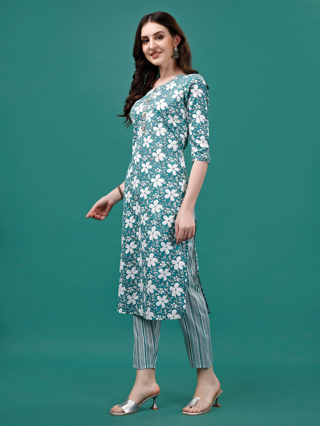 Floral Printed Casual Wear Kurta With Pant & Dupatta, Multicolor - Hiral Fashion