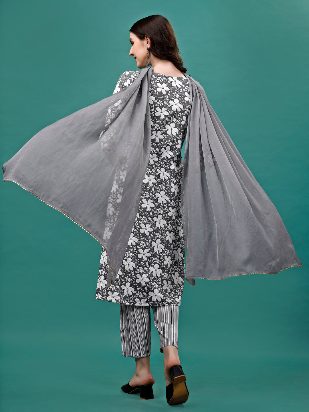 Floral Printed Casual Wear Kurta With Pant & Dupatta, Multicolor - Hiral Fashion