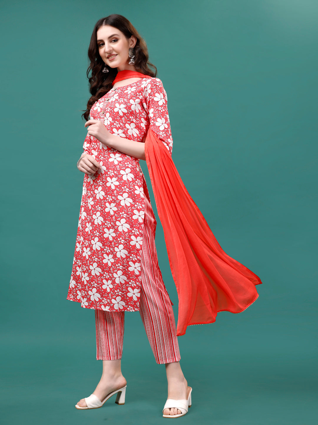 Floral Printed Casual Wear Kurta With Pant & Dupatta, Multicolor - Hiral Fashion