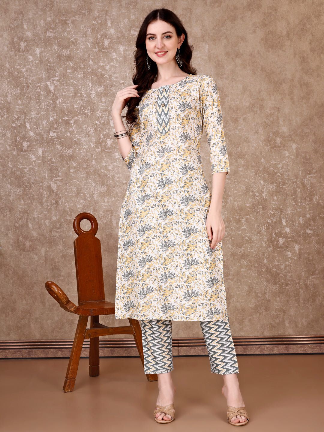 Floral Printed Kurta With Printed Pant & Dupatta, Multicolor - Hiral Fashion