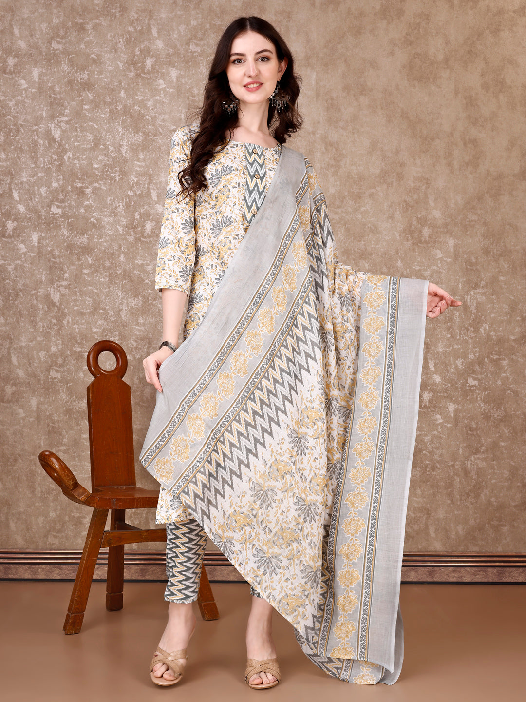 Floral Printed Kurta With Printed Pant & Dupatta, Multicolor - Hiral Fashion